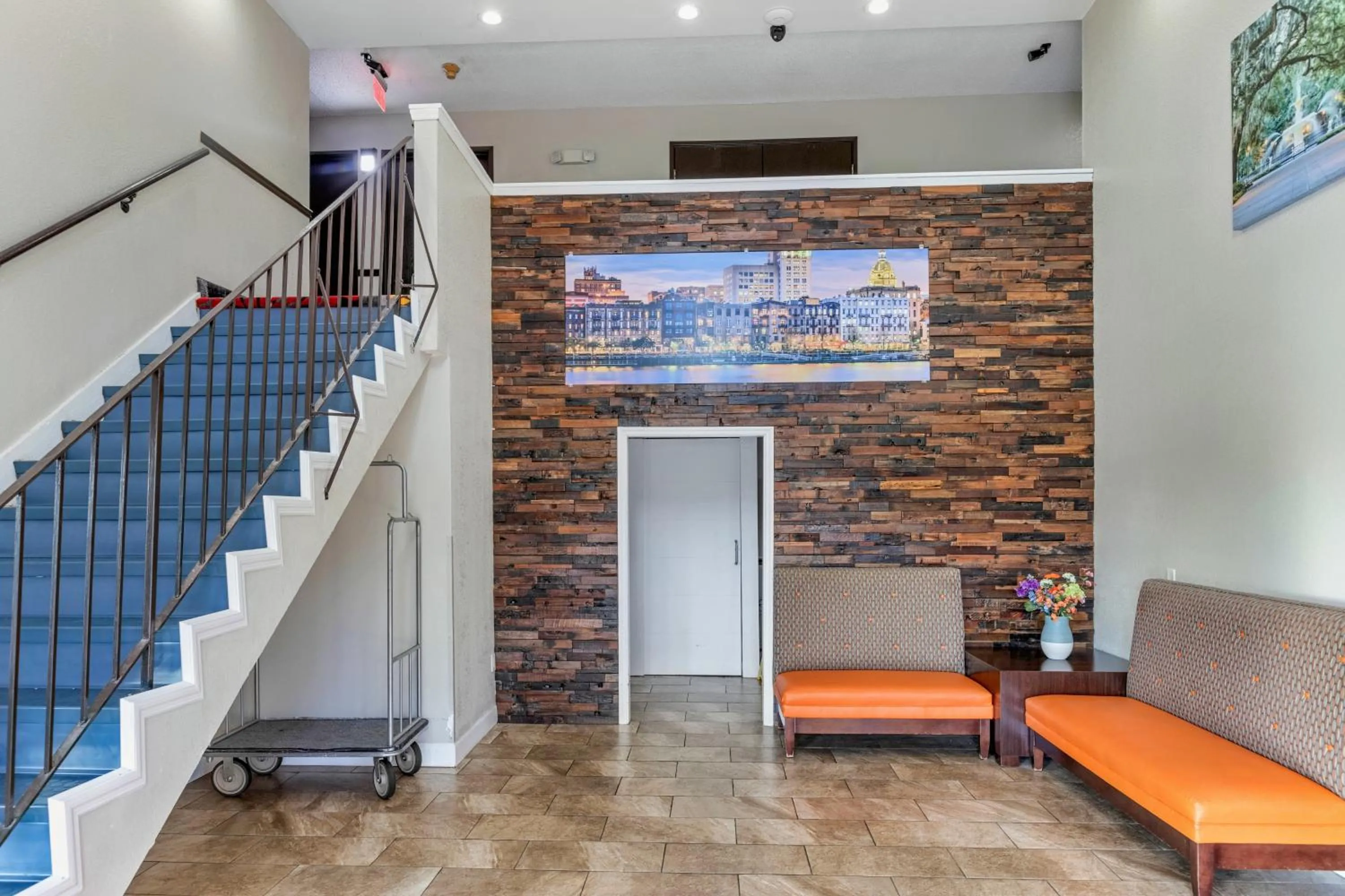 Seating area in Days Inn by Wyndham Savannah Gateway I-95