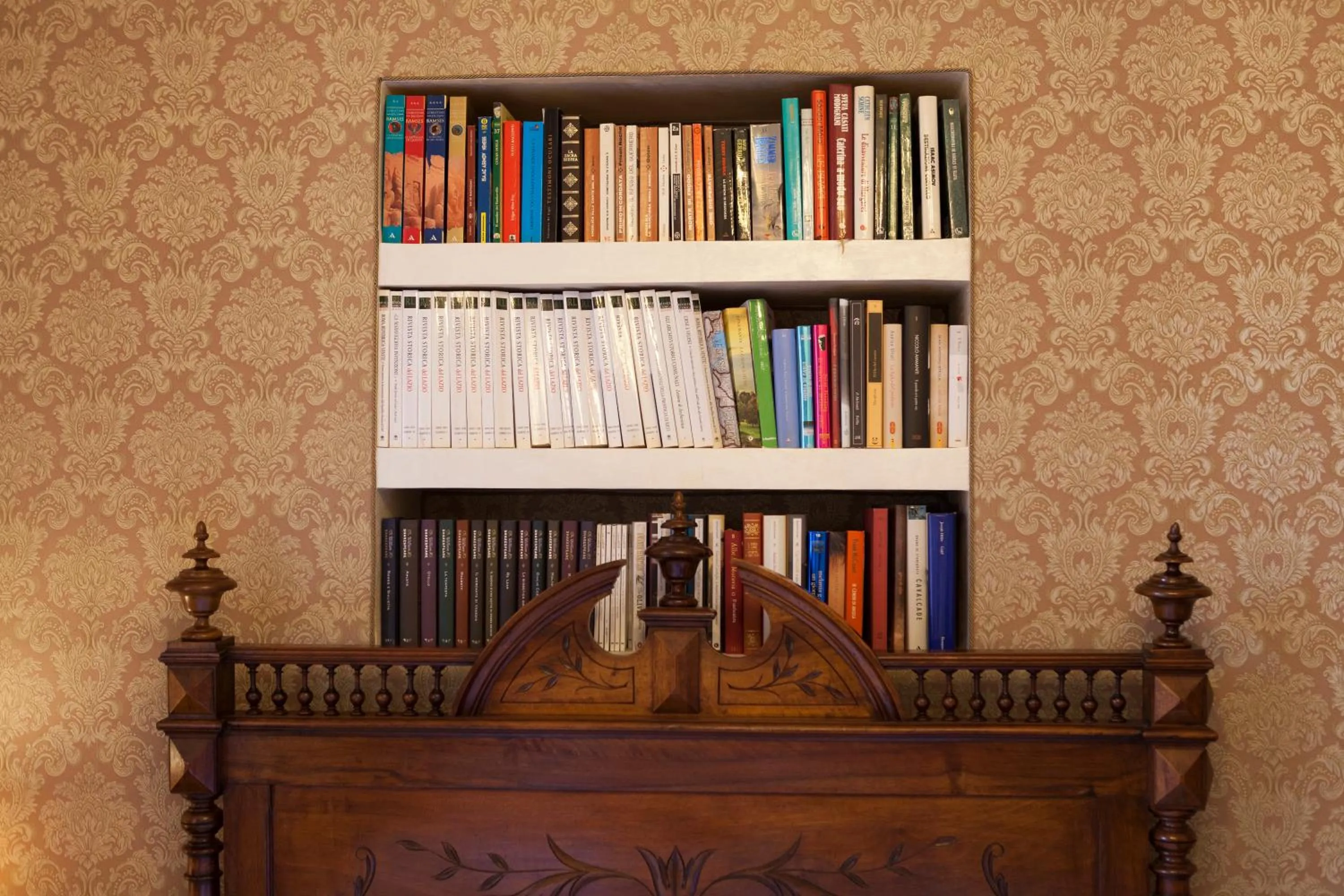 Bed in Regina Bed and Breakfast