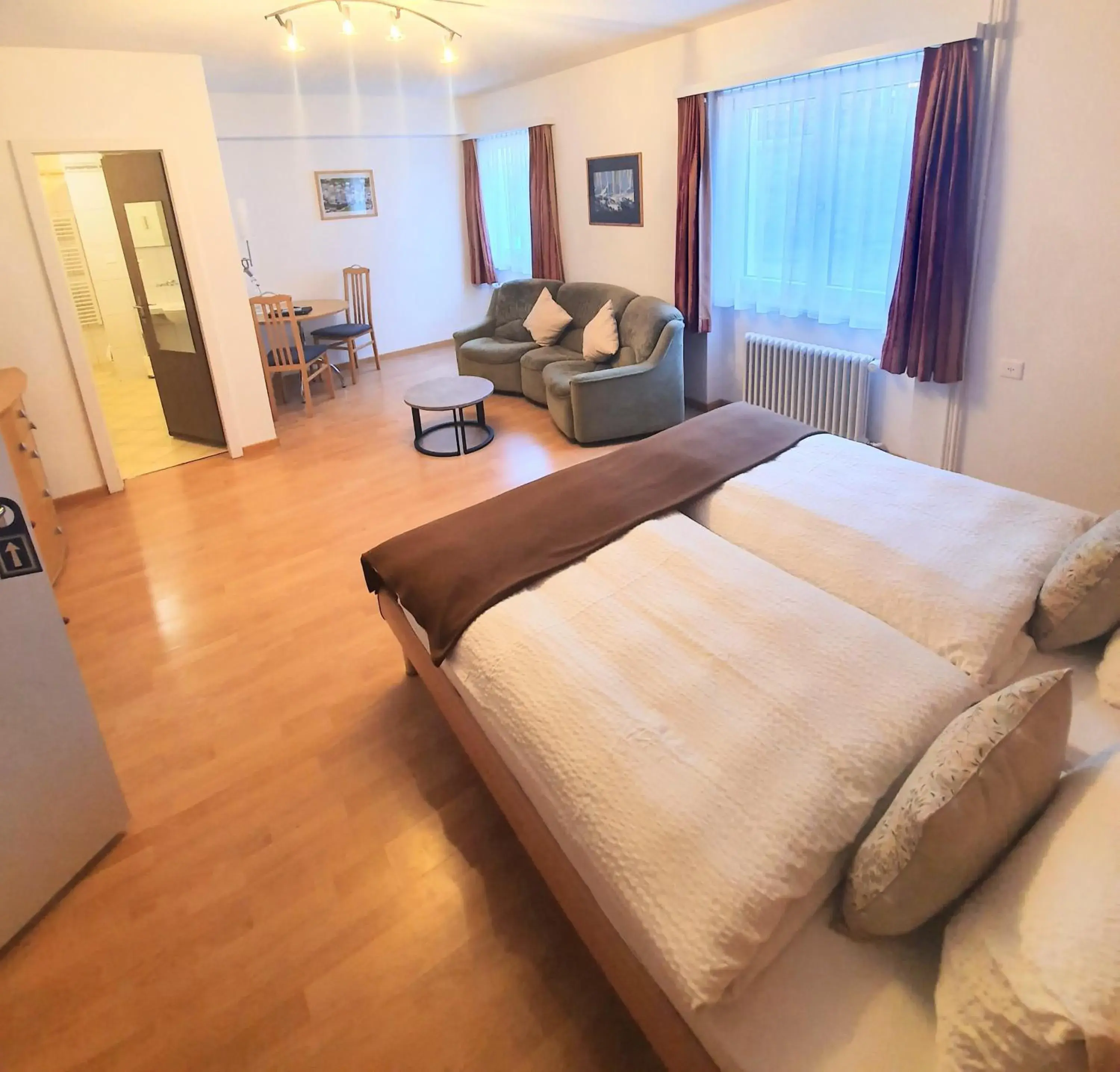 Comfort Twin Room - single occupancy in Hotel-Restaurant Grina Comfort Twin Room - single occupancy in Hotel-Restaurant Grina