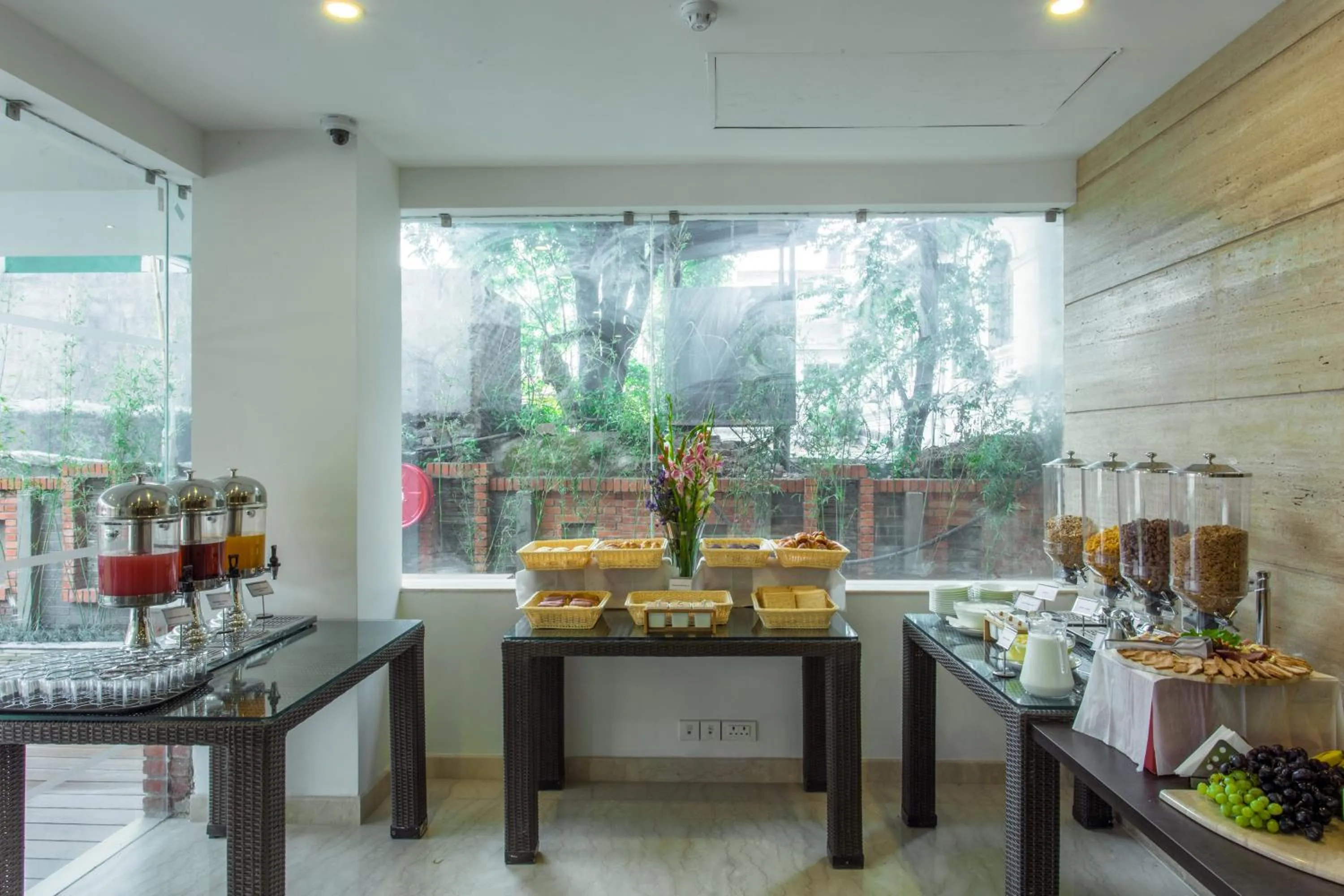 Breakfast in Hotel Mulberry