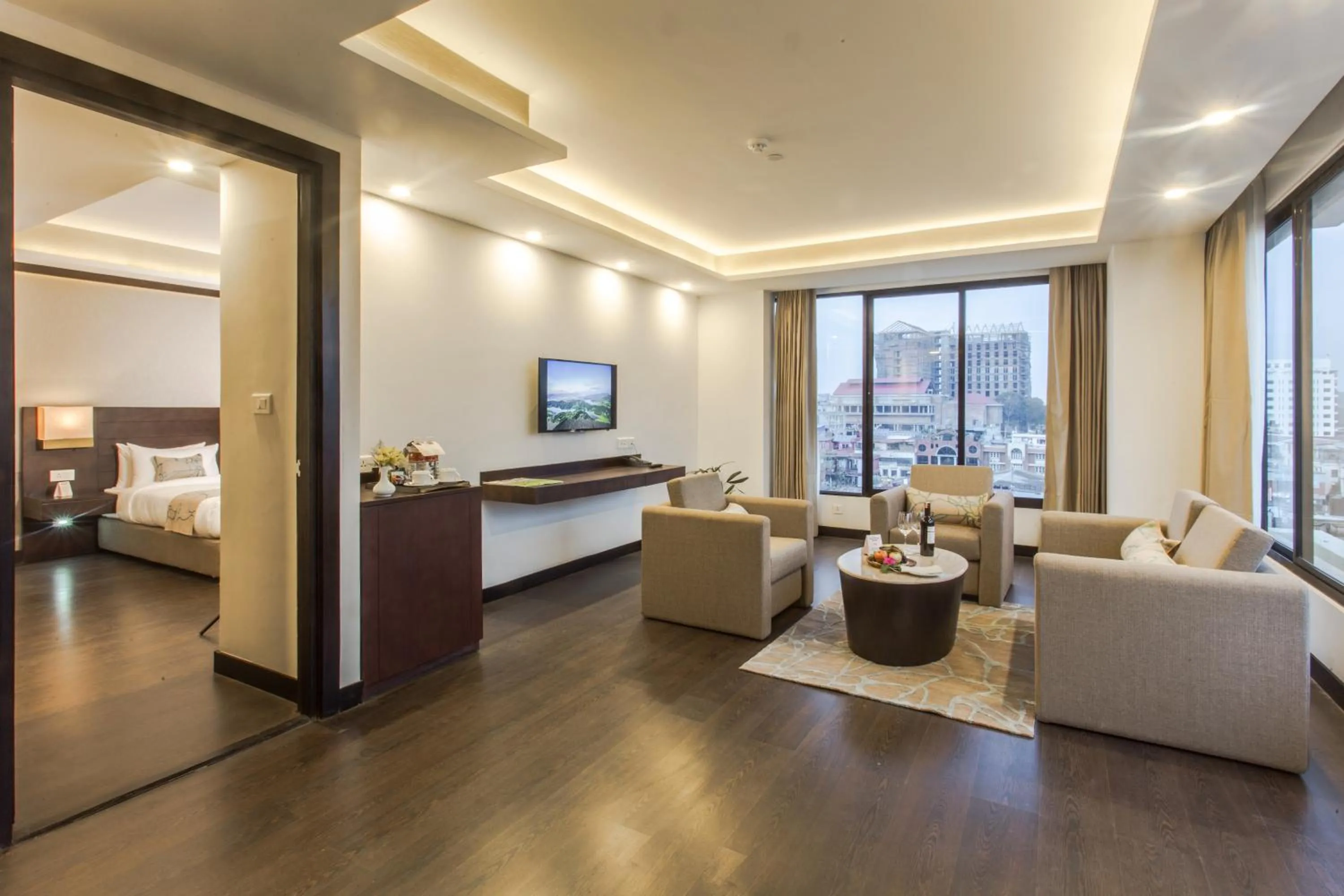 Shower in Hotel Mulberry