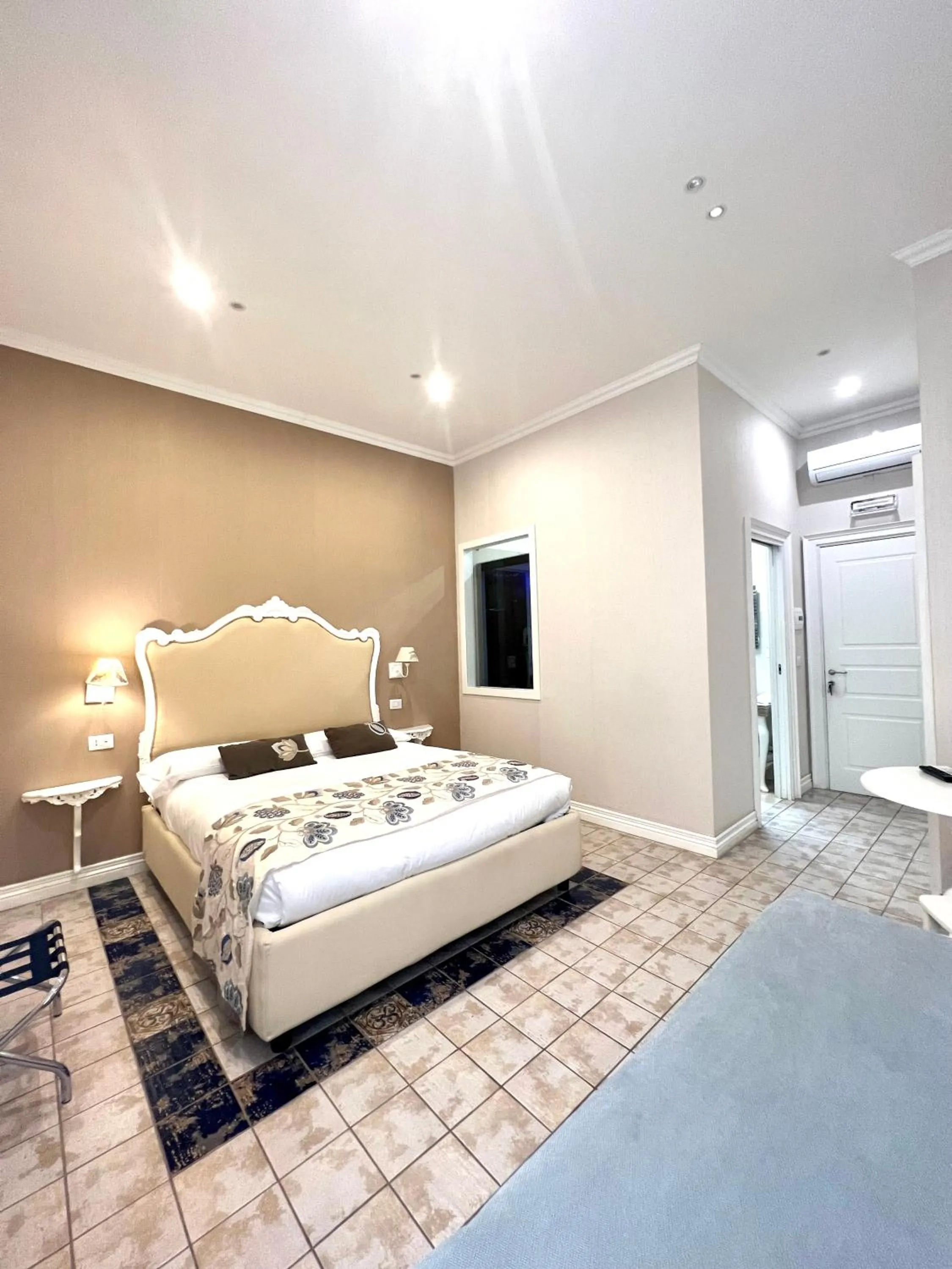 Bed in Certosa Suite