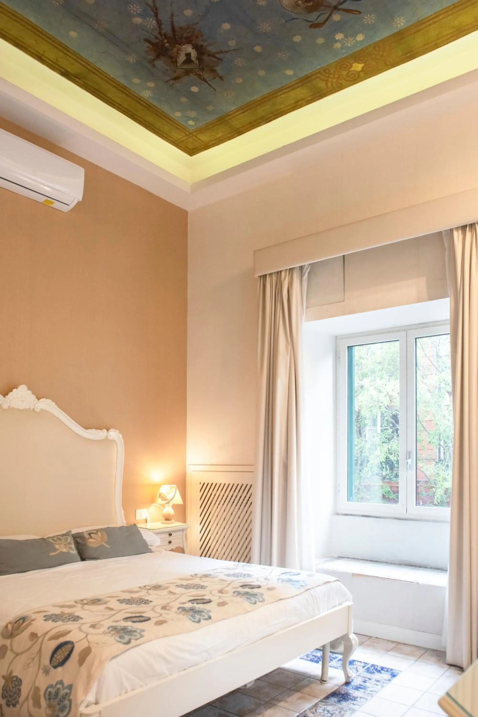 Bedroom, Bed in Certosa Suite