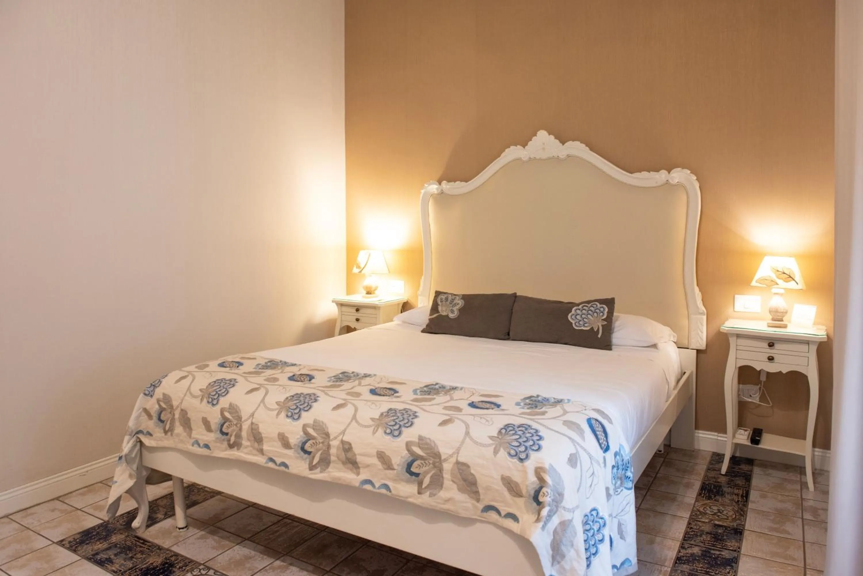 Bed in Certosa Suite