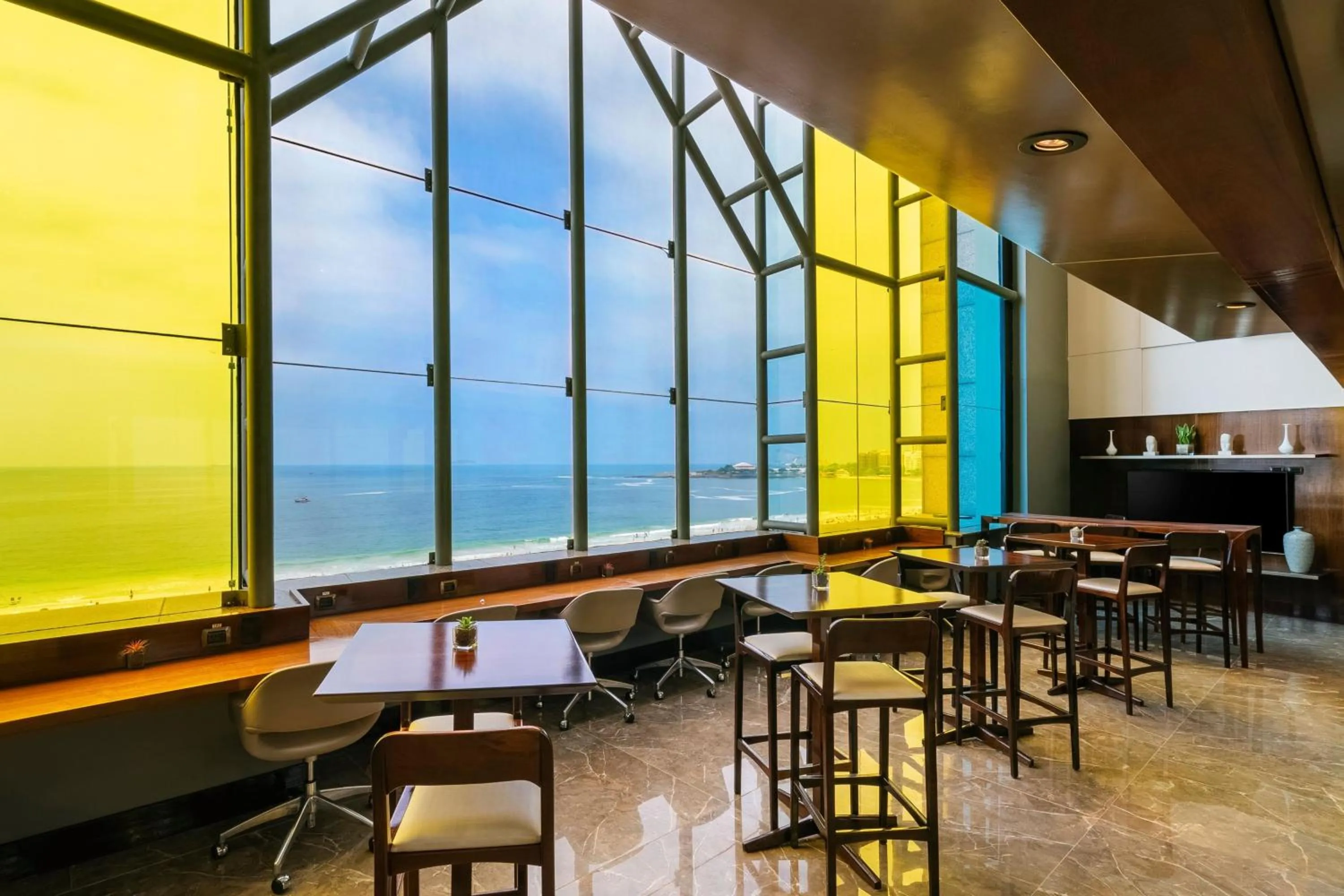 Lounge or bar in JW Marriott Rio de Janeiro