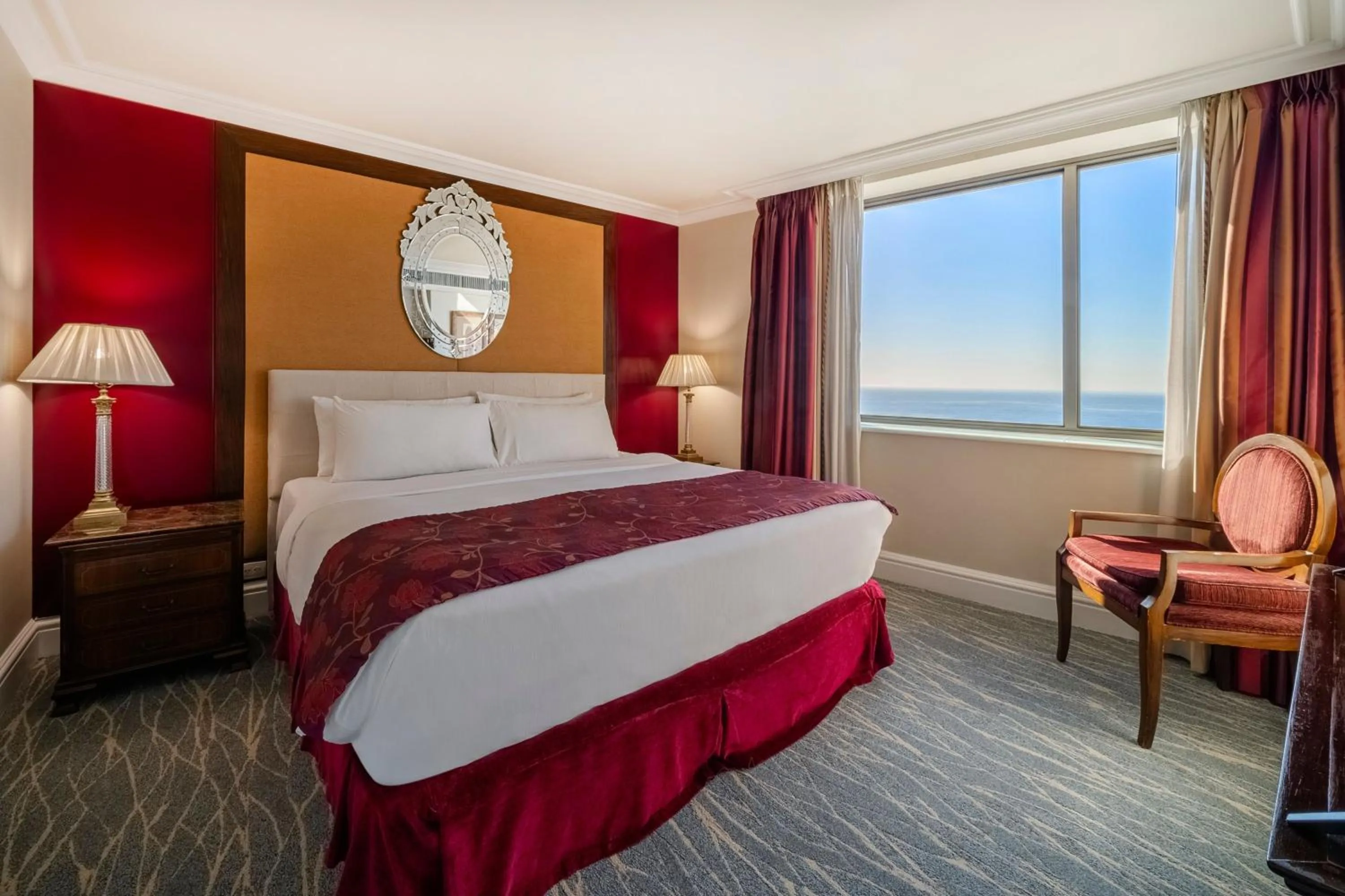 Photo of the whole room, Bed in JW Marriott Rio de Janeiro