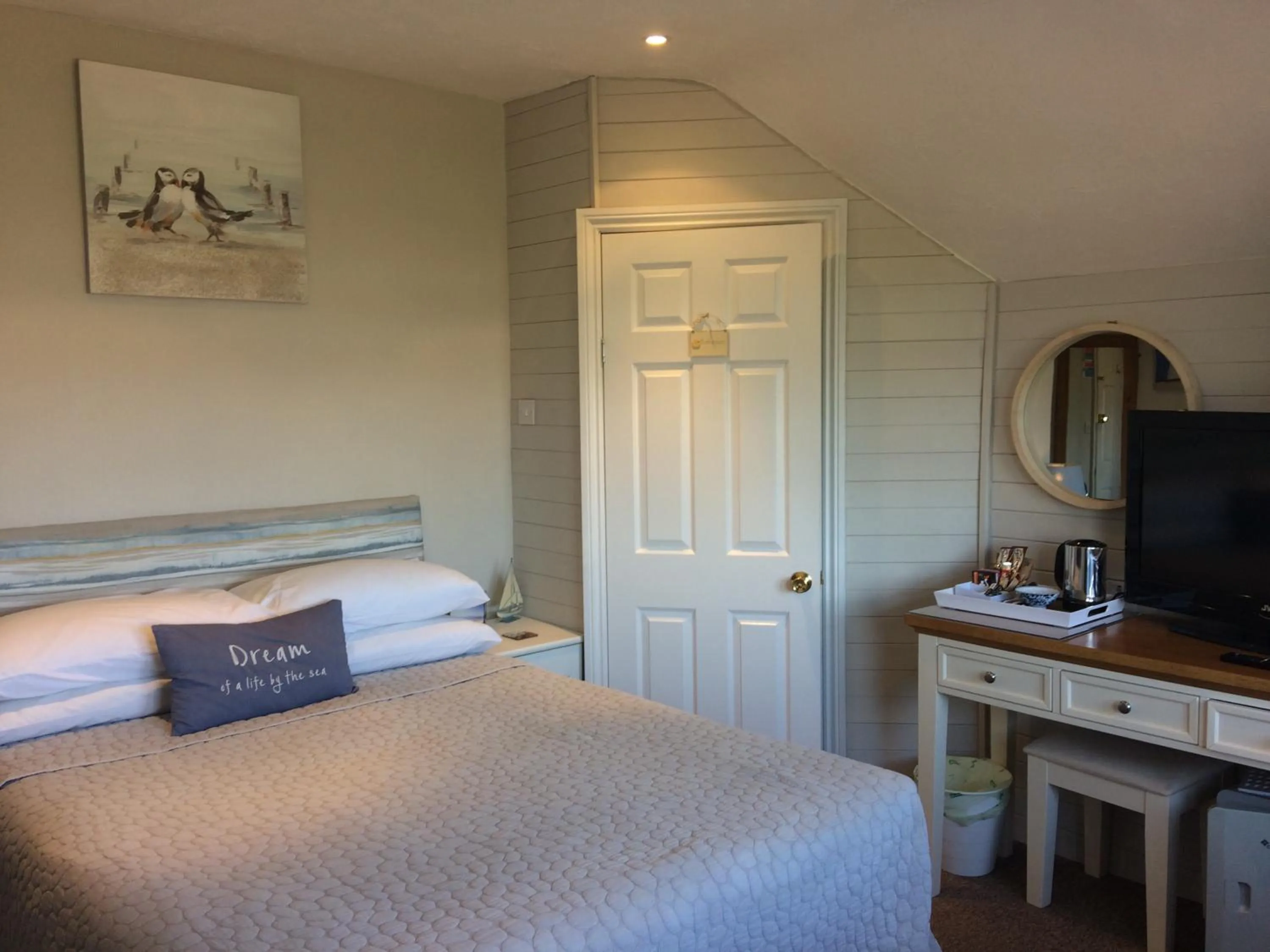 Bed in Number Ninety One