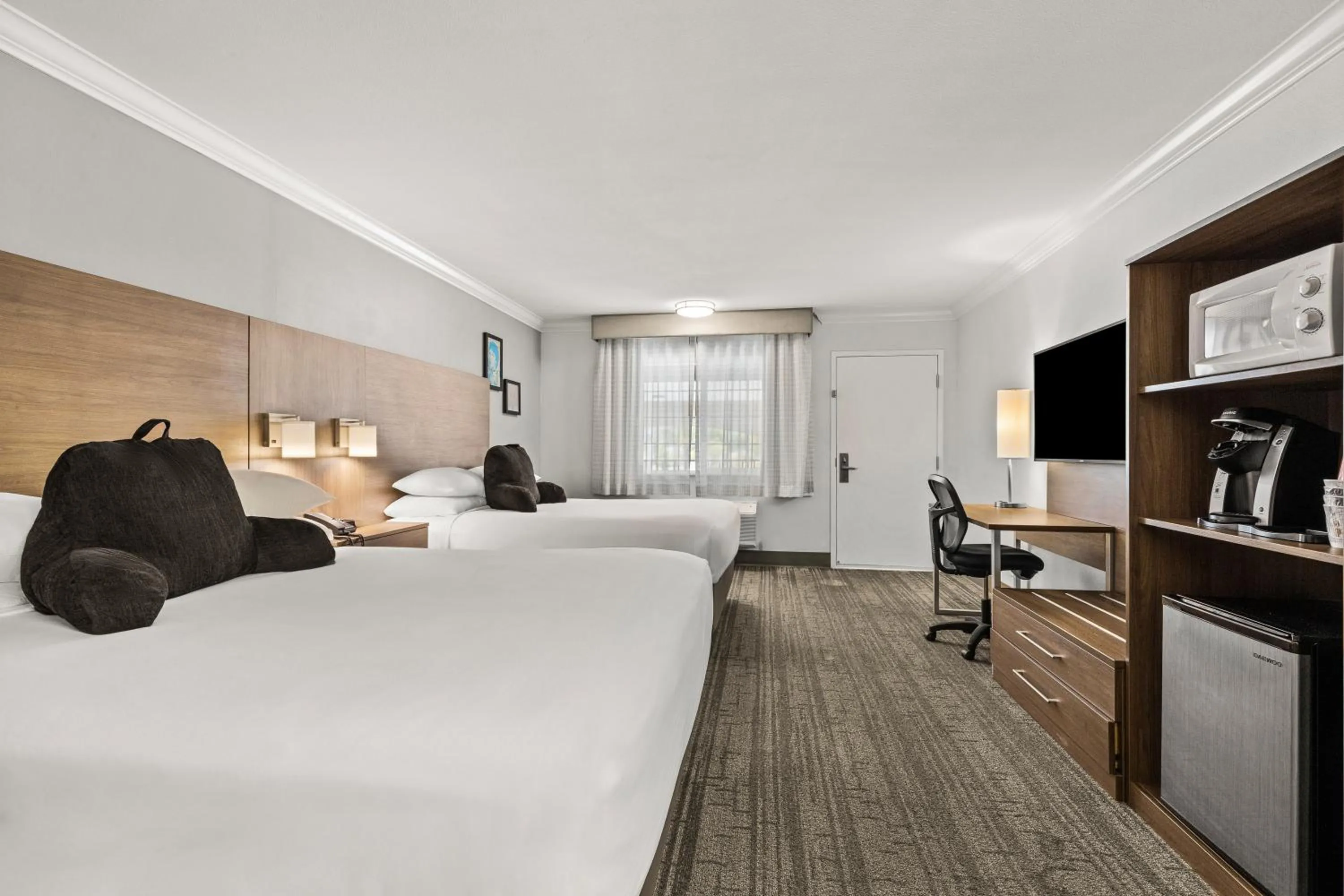 Bed in Signature Temecula