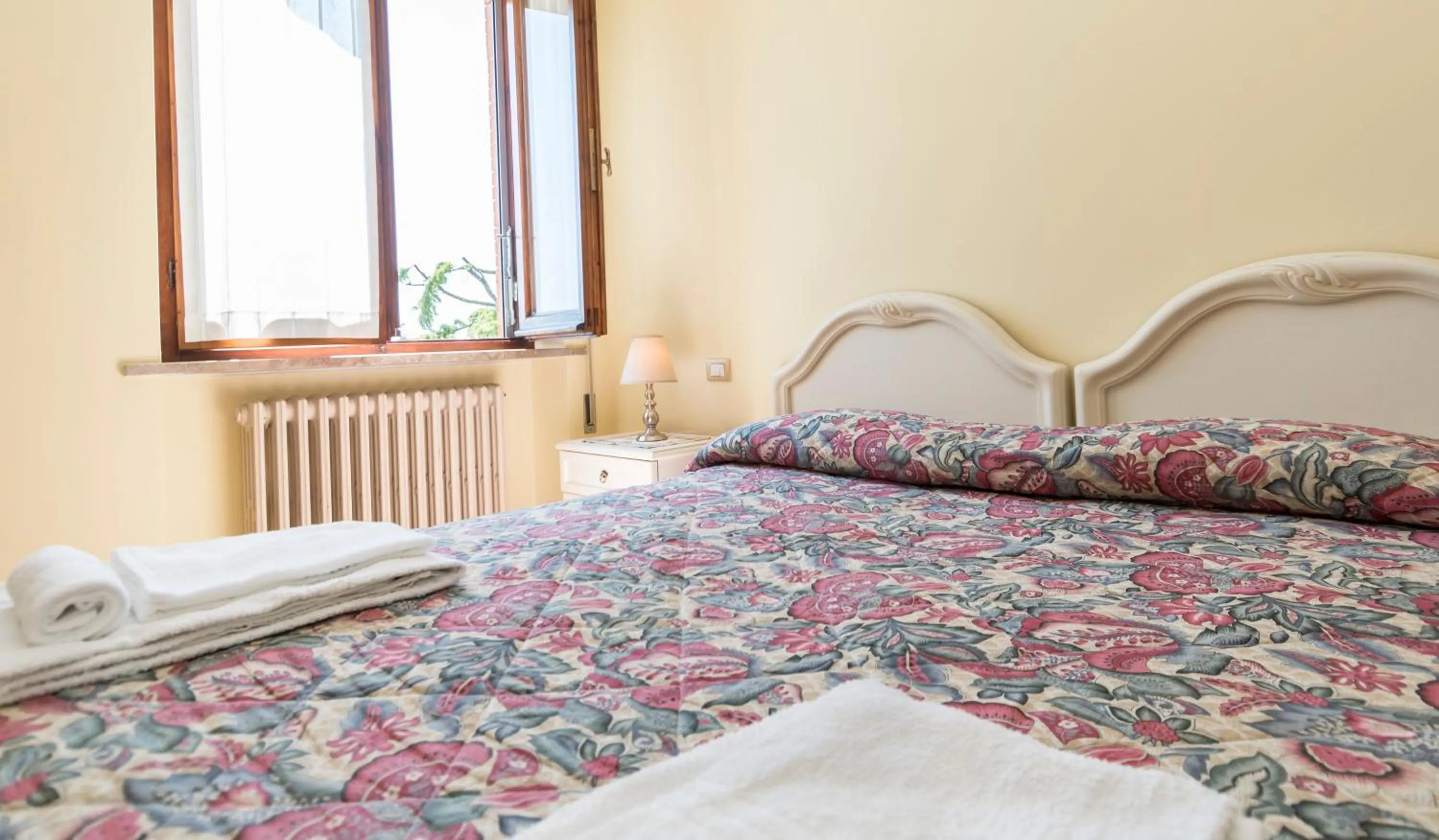Bedroom, Bed in Camere Mariella