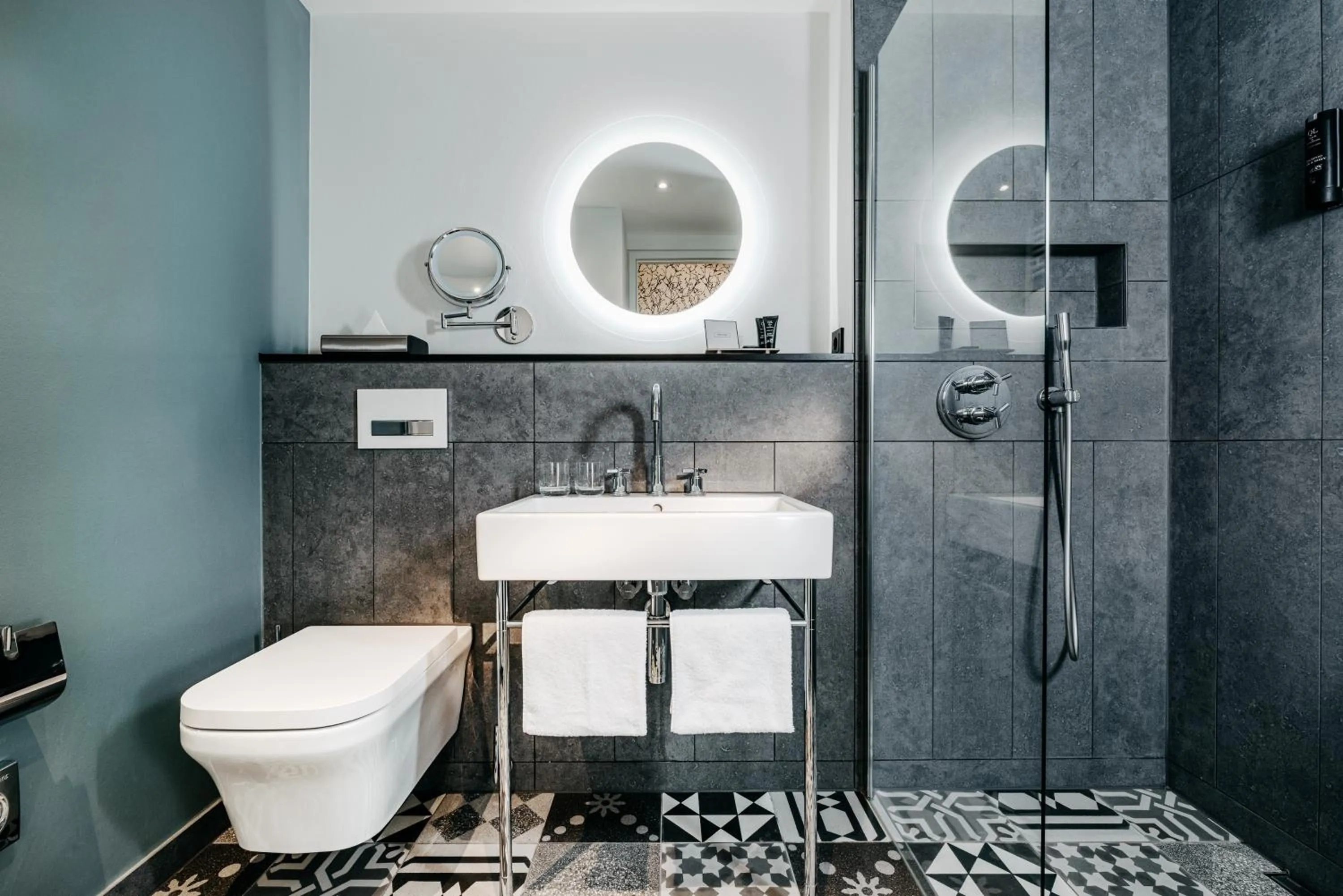 Shower in Hotel am Ochsentor