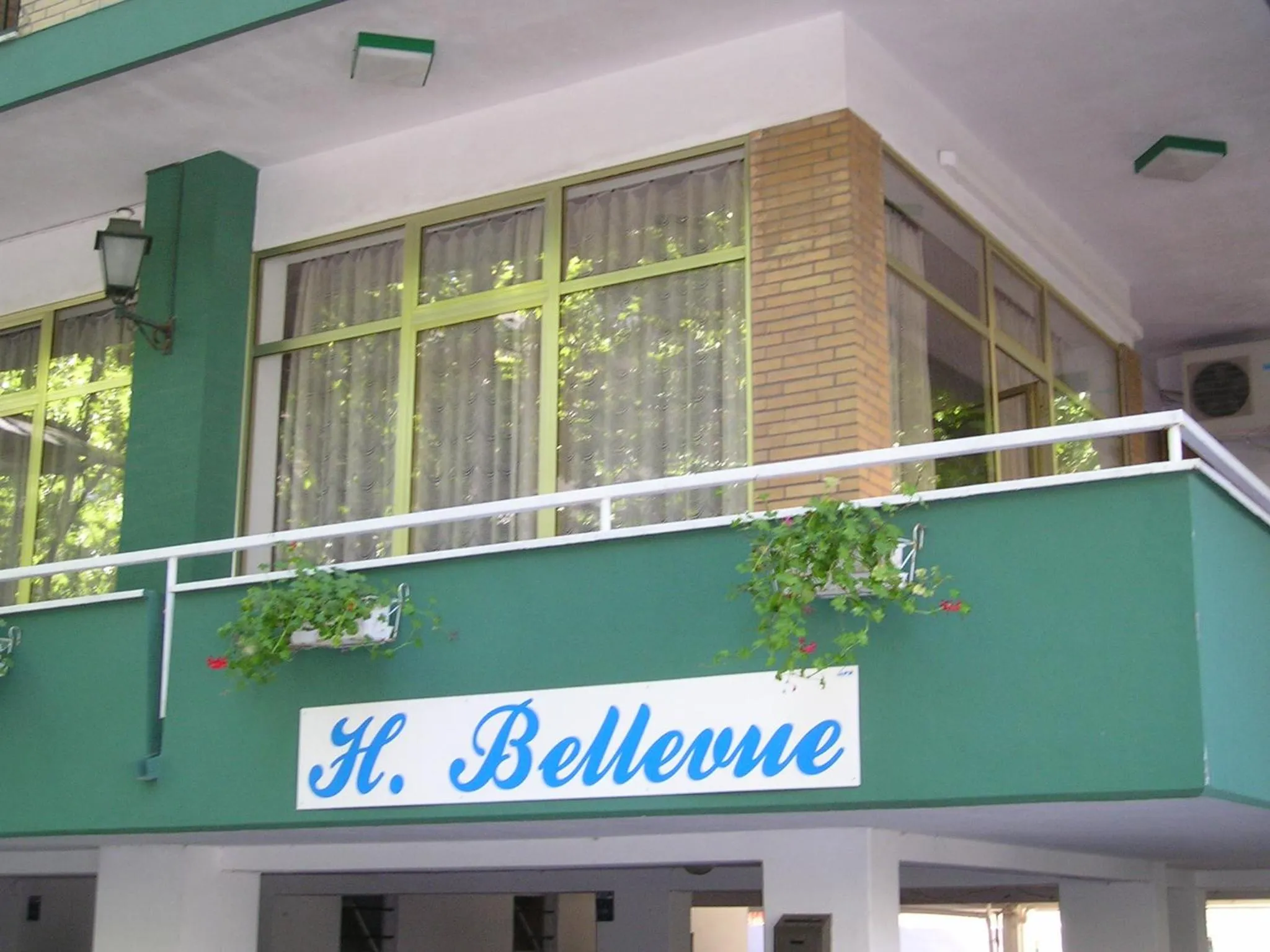 Property building in Hotel Bellevue
