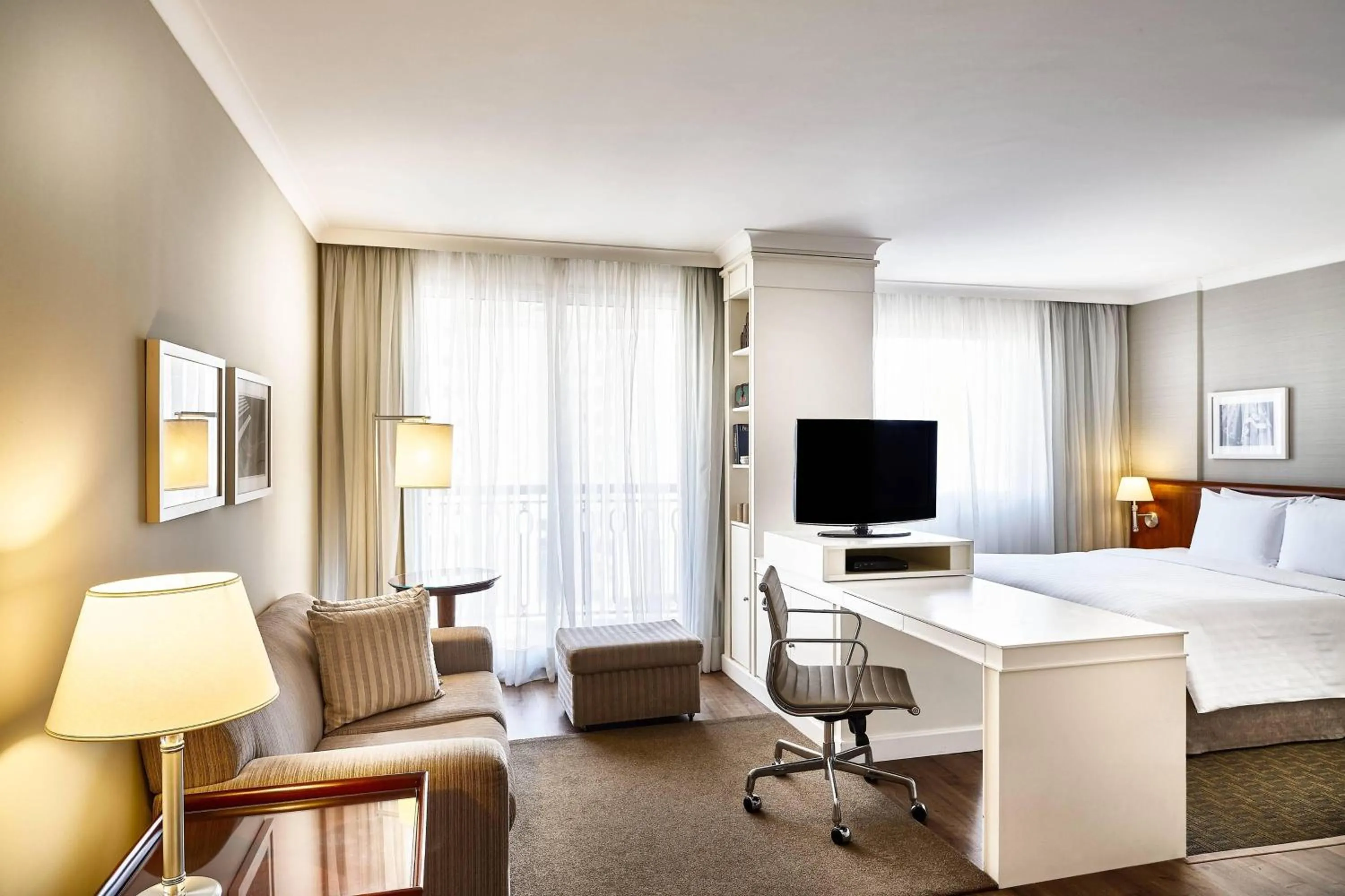 Bedroom, Bed in Marriott Executive Apartments Sao Paulo