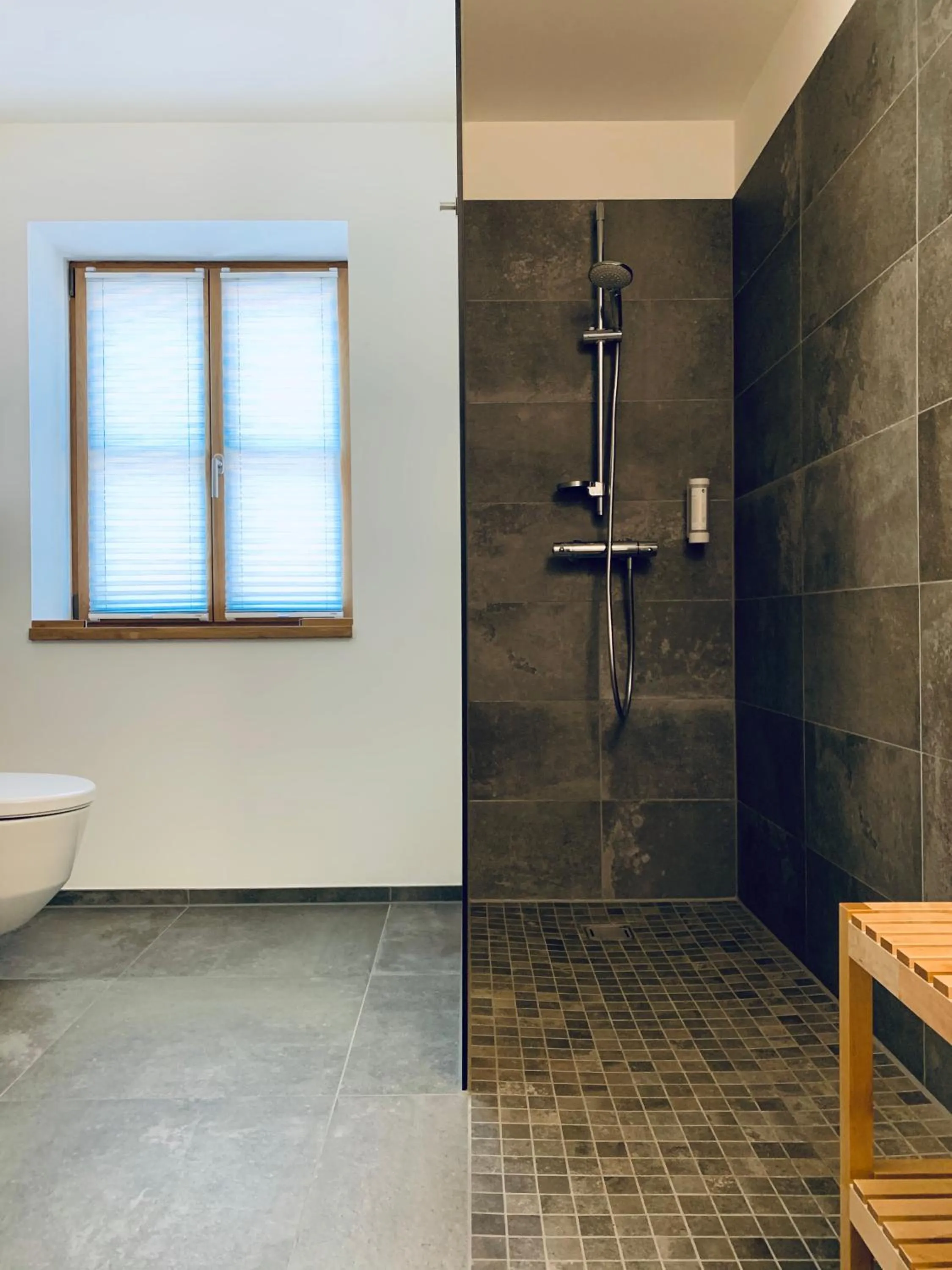 Bathroom in Stadthotel Kachelofen