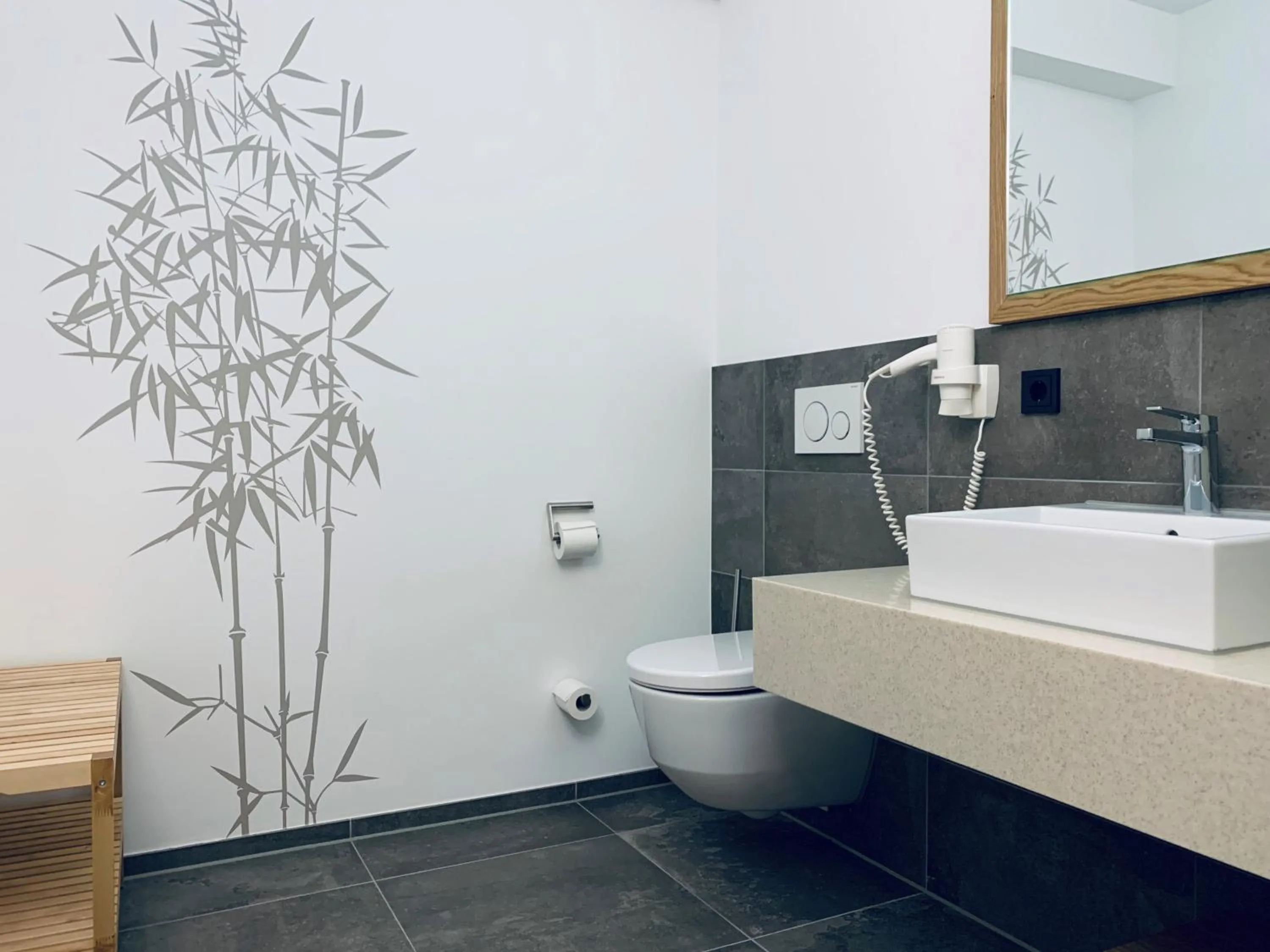 Bathroom in Stadthotel Kachelofen