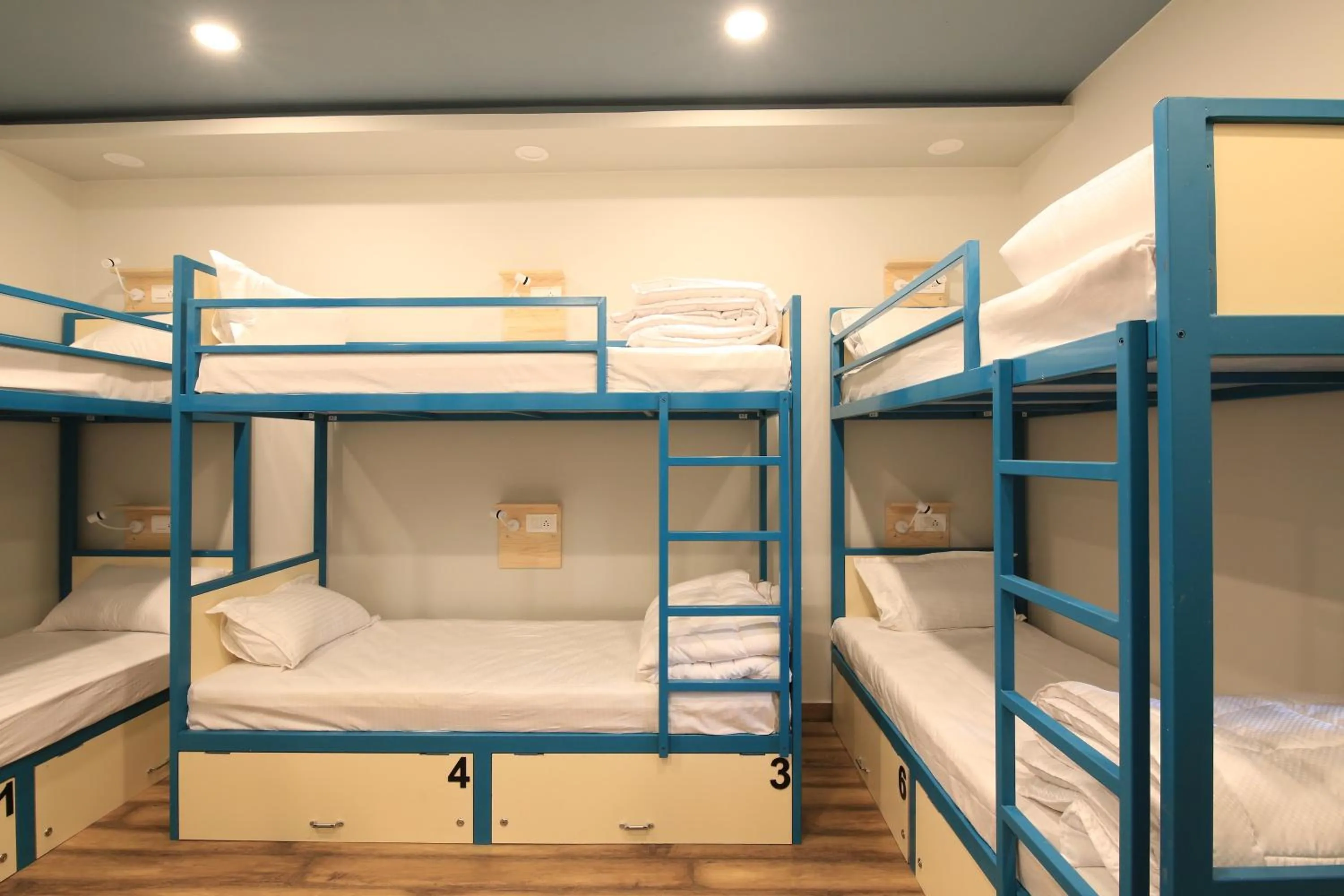 Bedroom, Bed in Blue Beds Hostel