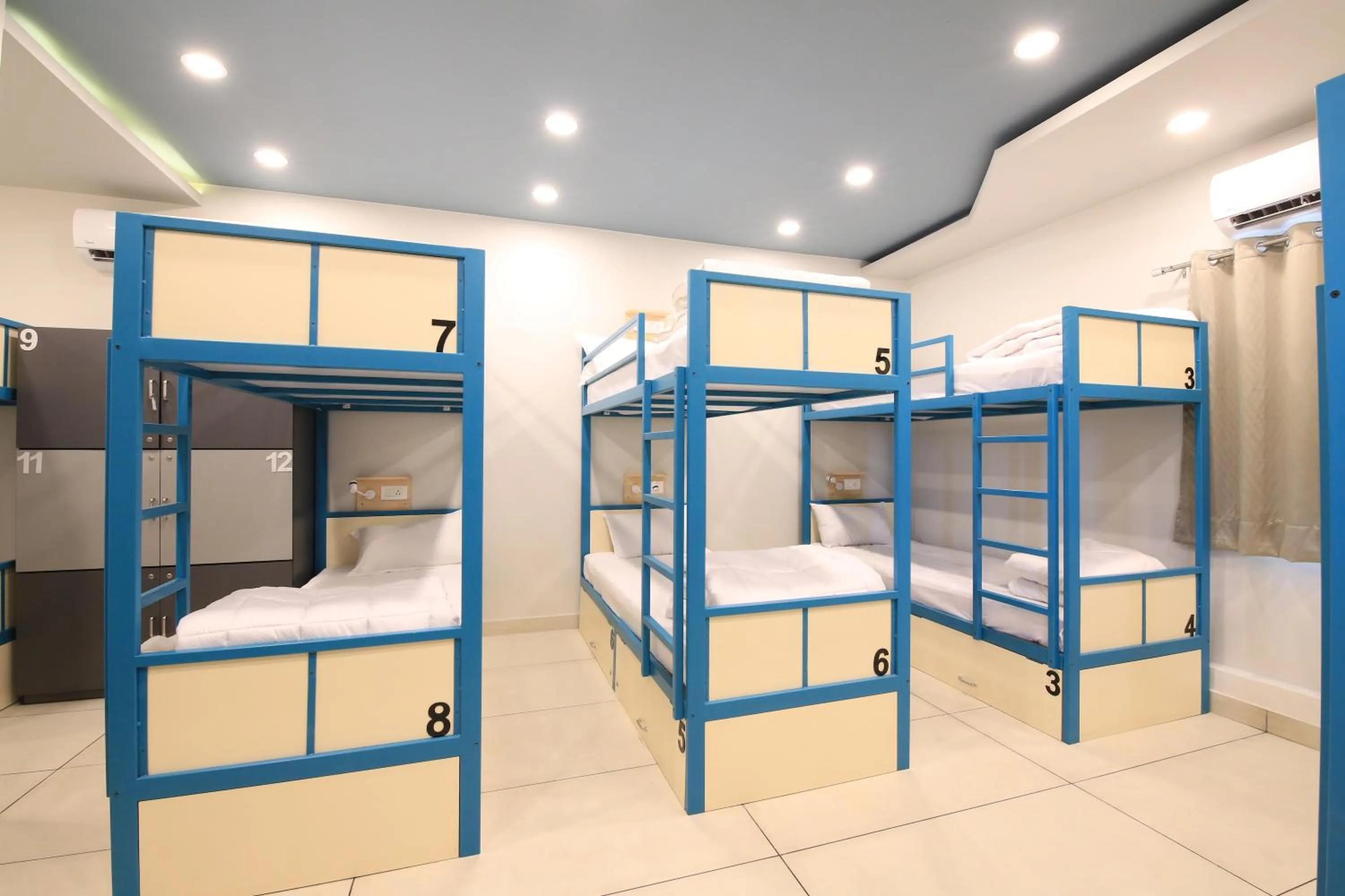Bedroom, Bed in Blue Beds Hostel