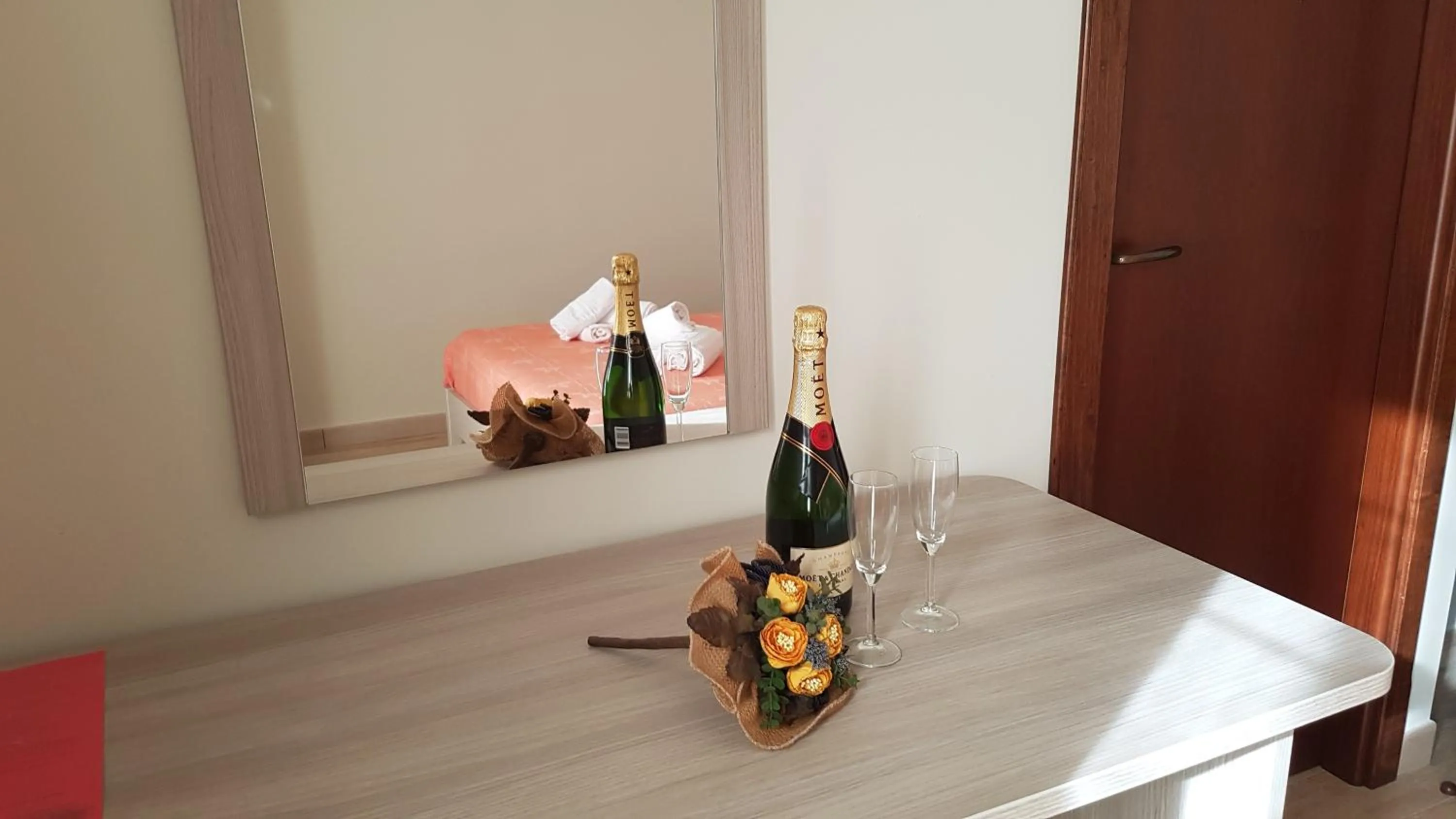 Food and drinks in B&B Villa Eleonora Tropea