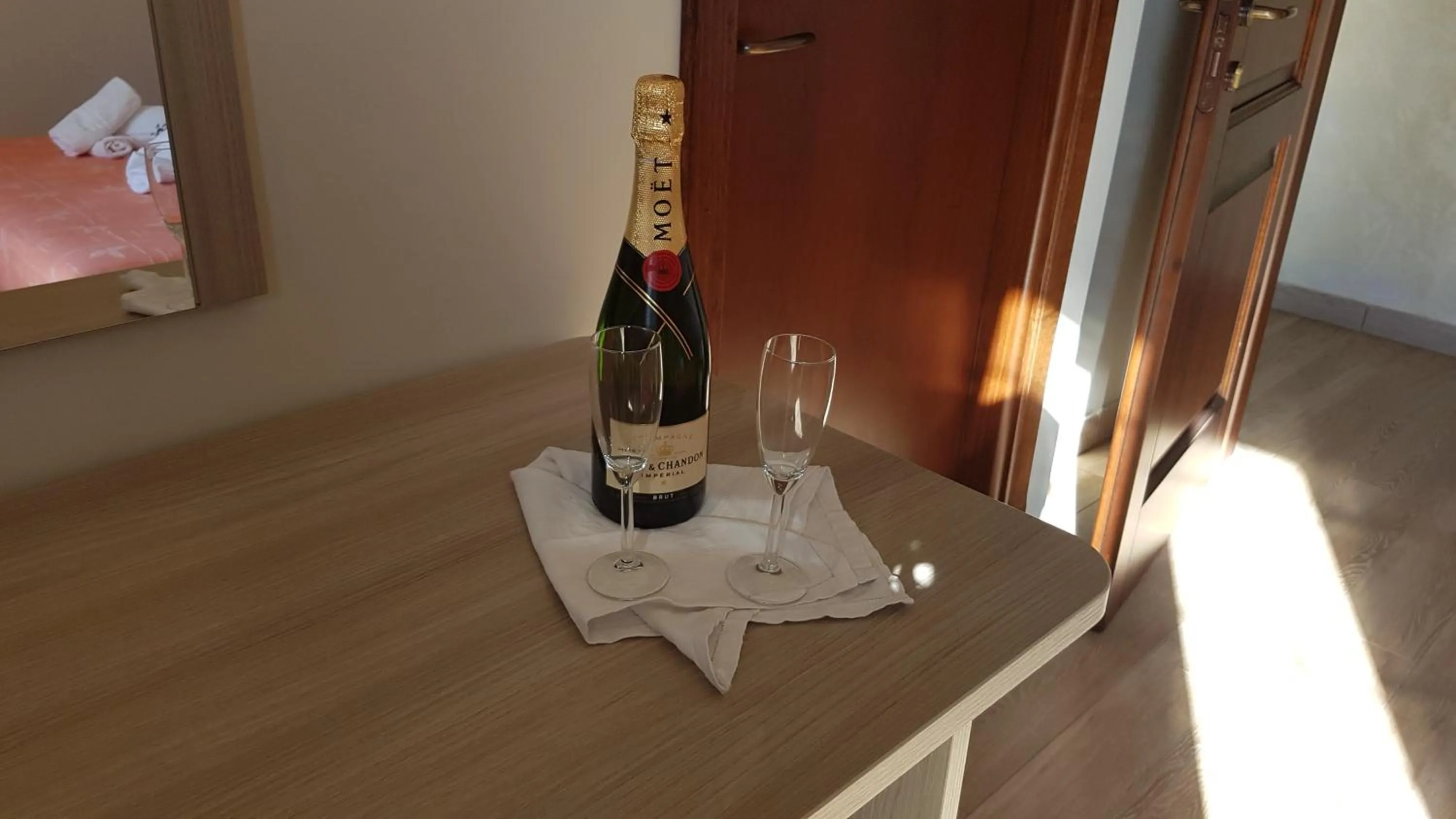 Food and drinks in B&B Villa Eleonora Tropea