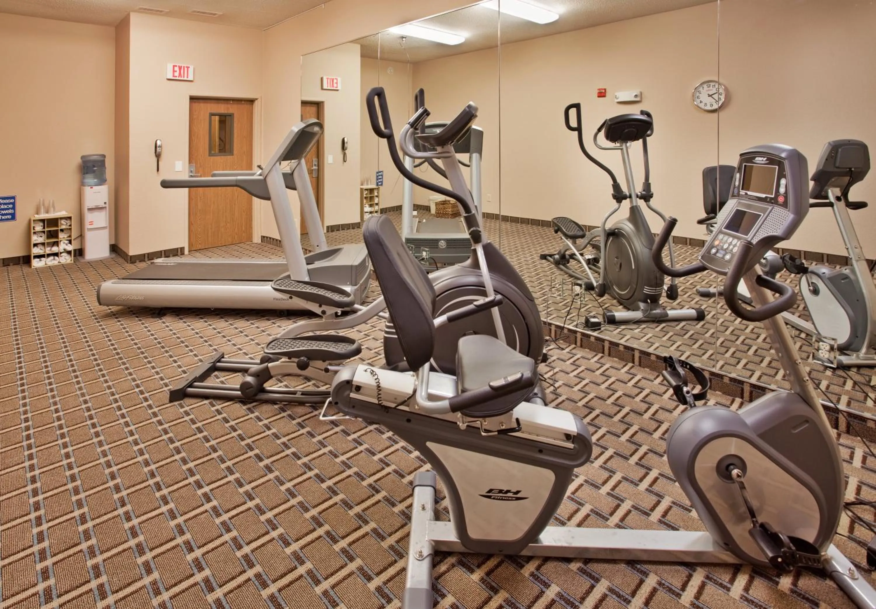 Fitness centre/facilities in Holiday Inn Express Kansas City Liberty Missouri by IHG