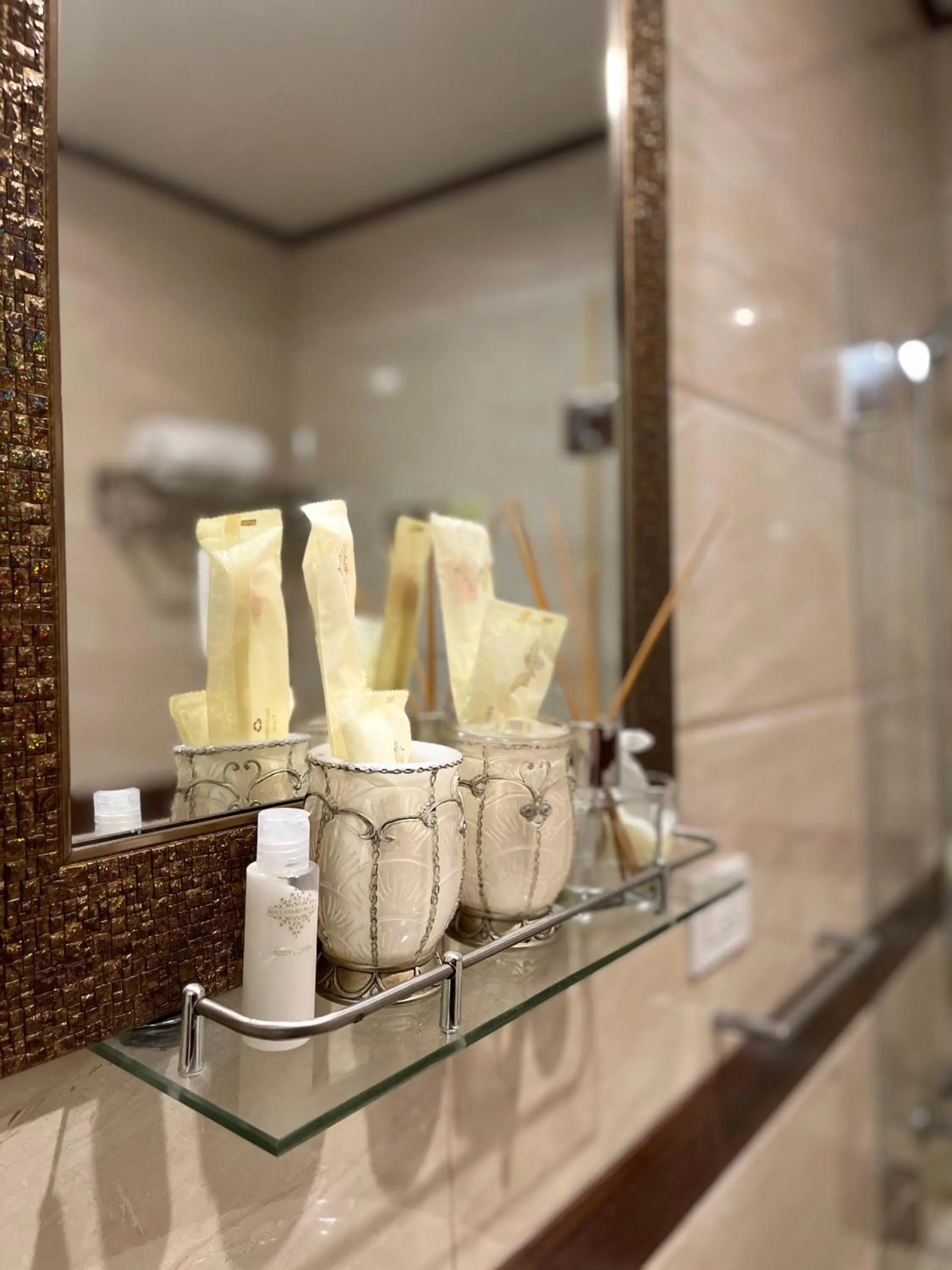 Bathroom in Boulevard Palace Hotel