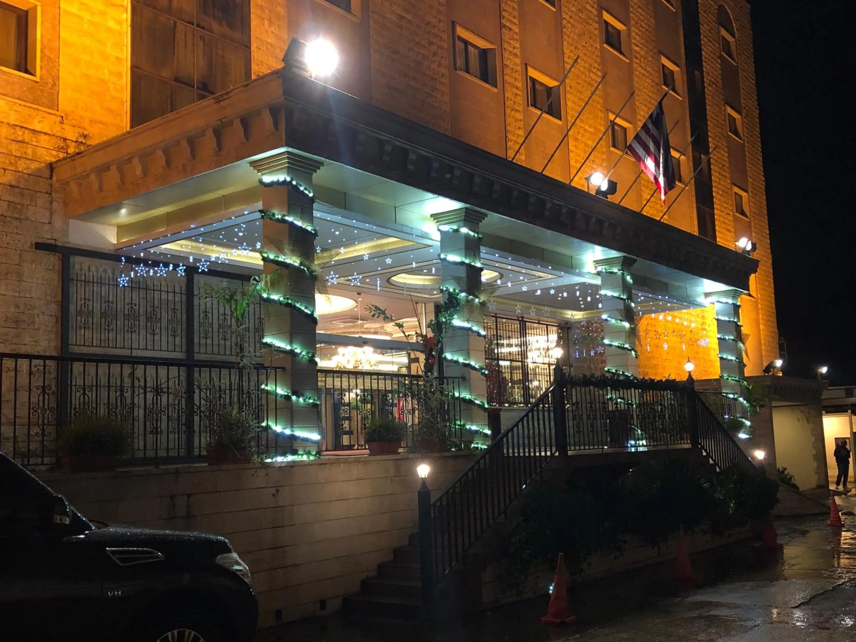 Facade/entrance in Boulevard Palace Hotel