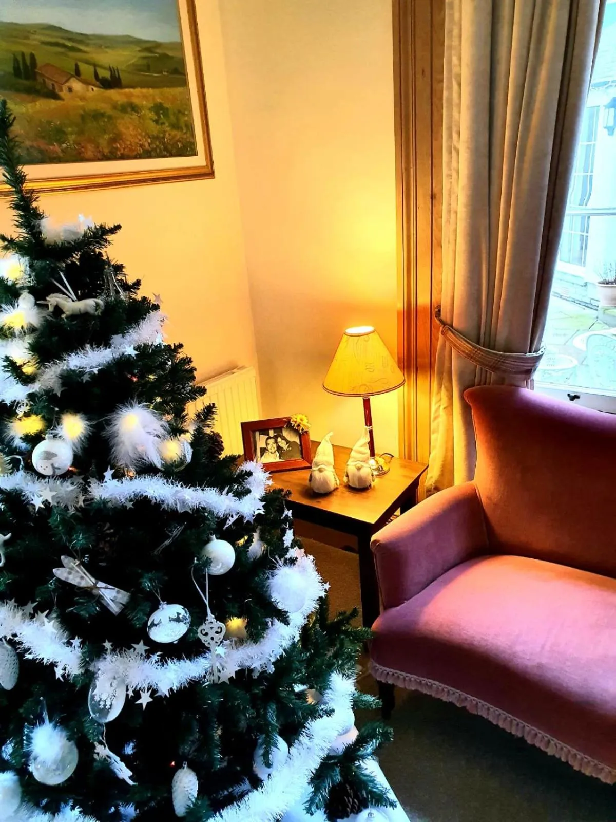 Living room in Lubnaig Guest House