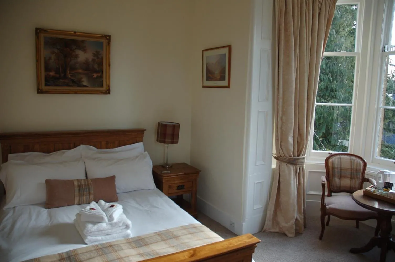 Bed in Lubnaig Guest House