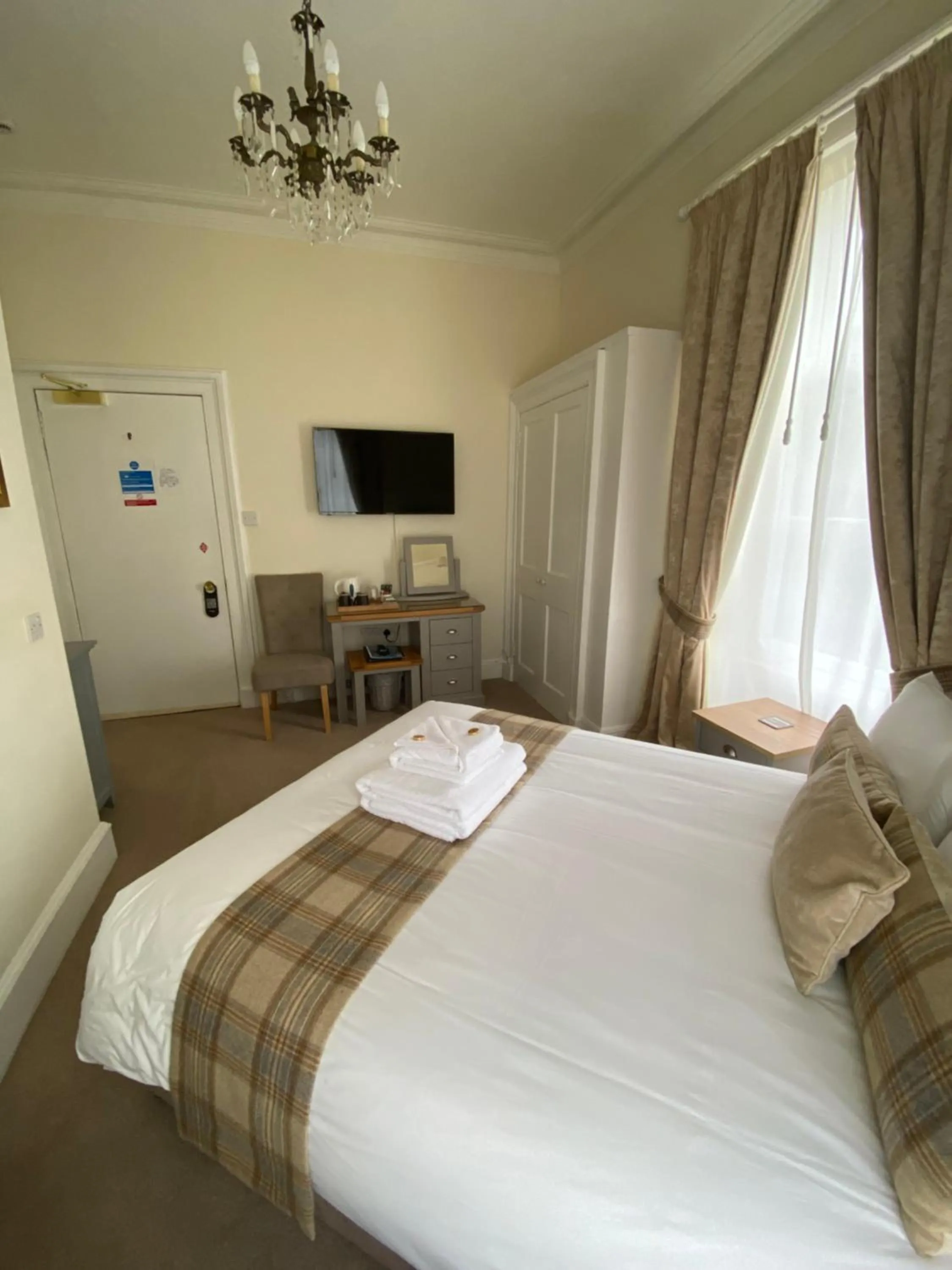 Bed in Lubnaig Guest House