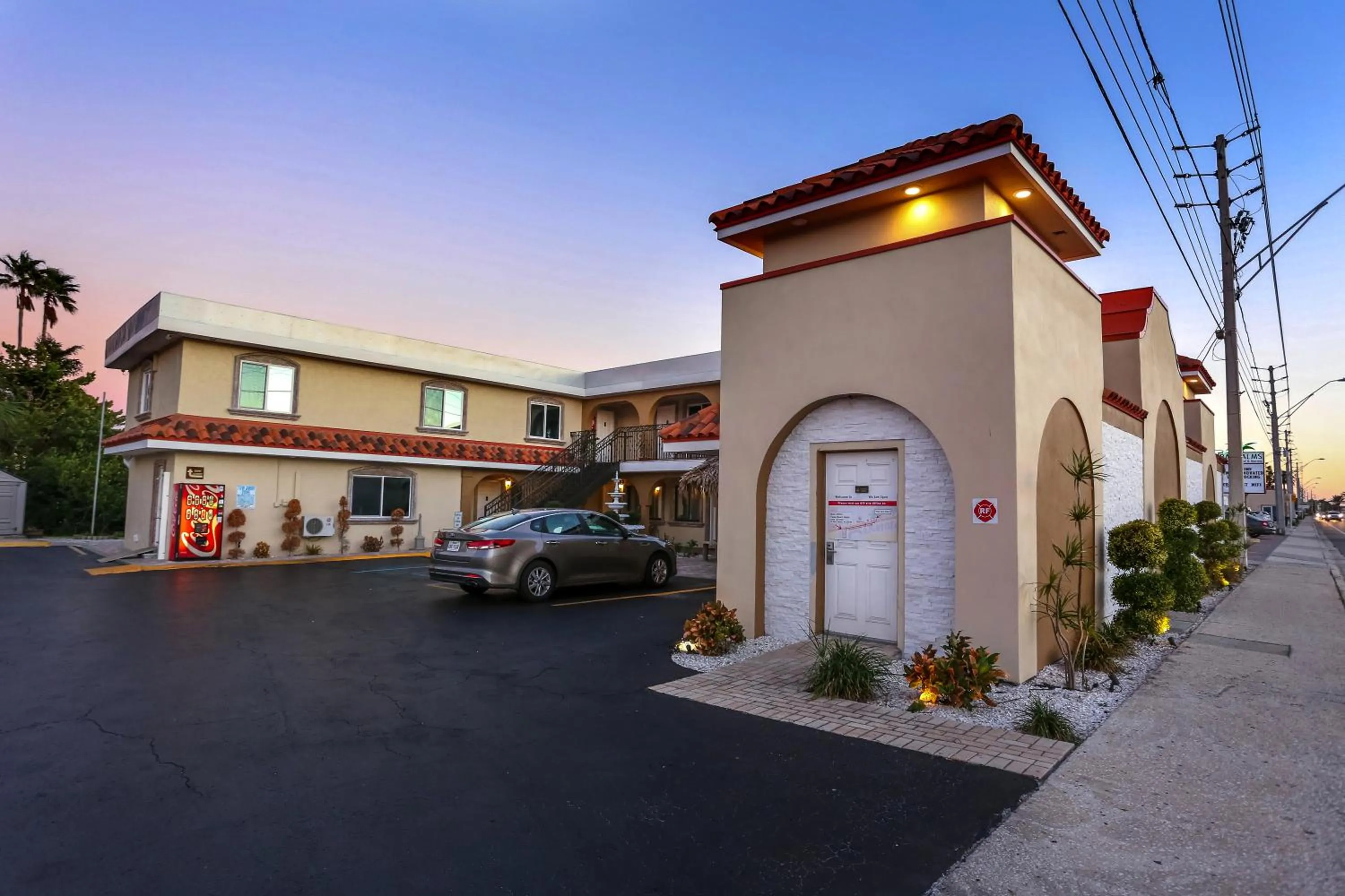 Facade/entrance in Bayview Plaza Waterfront Resort