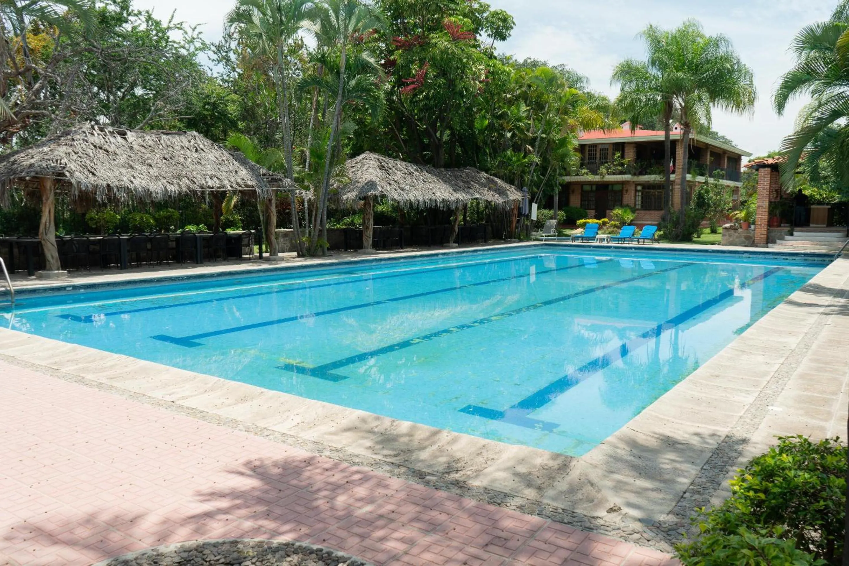 Swimming pool in Capital O La Joya Del Lago