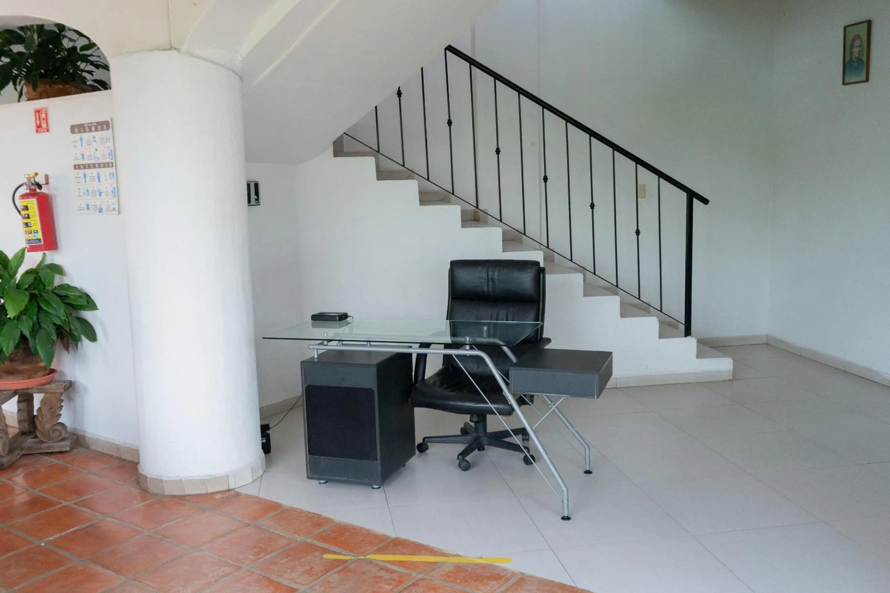 Lobby or reception in Capital O La Joya Del Lago