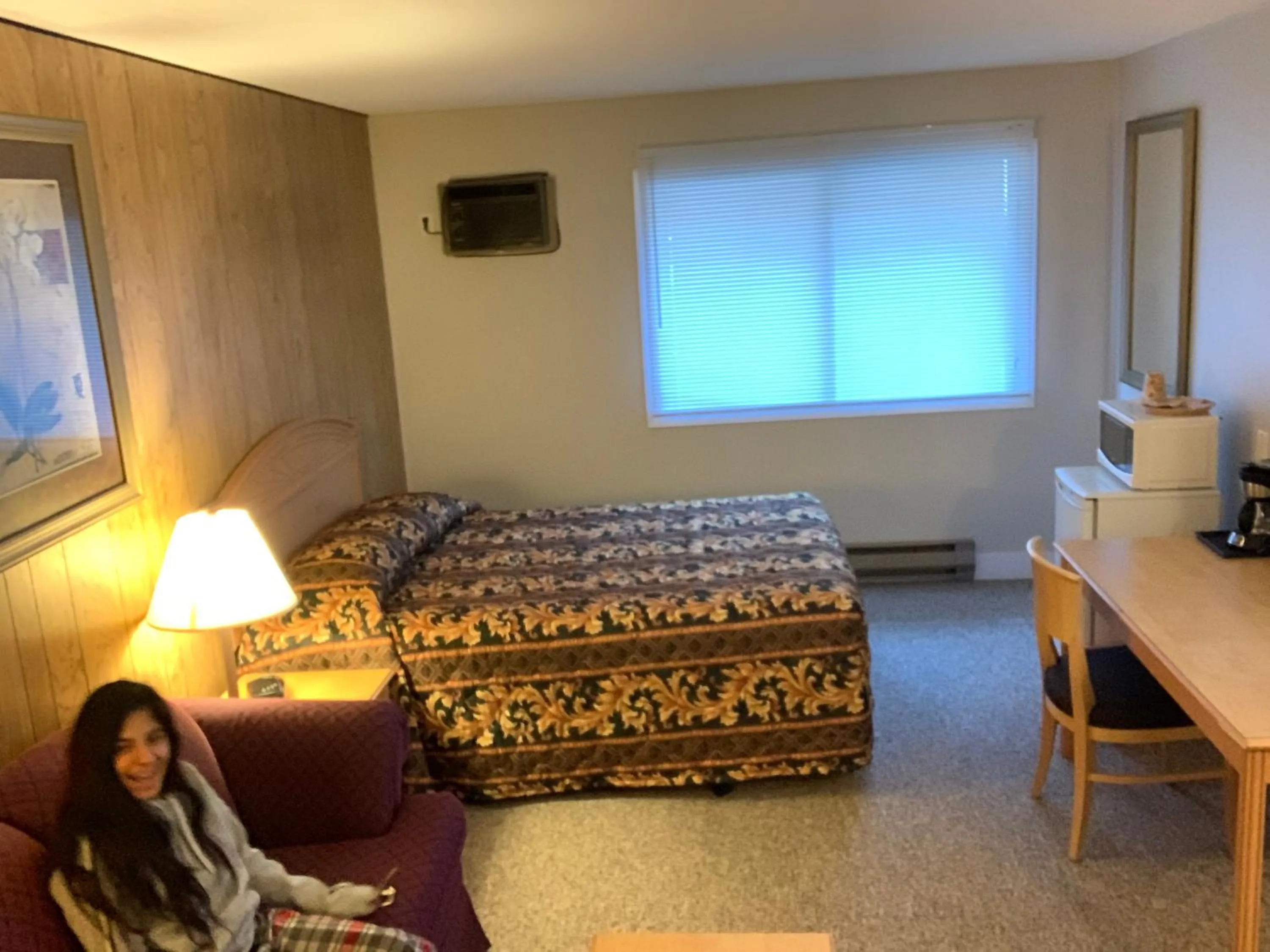 Bed in Green View Motel and RV Park