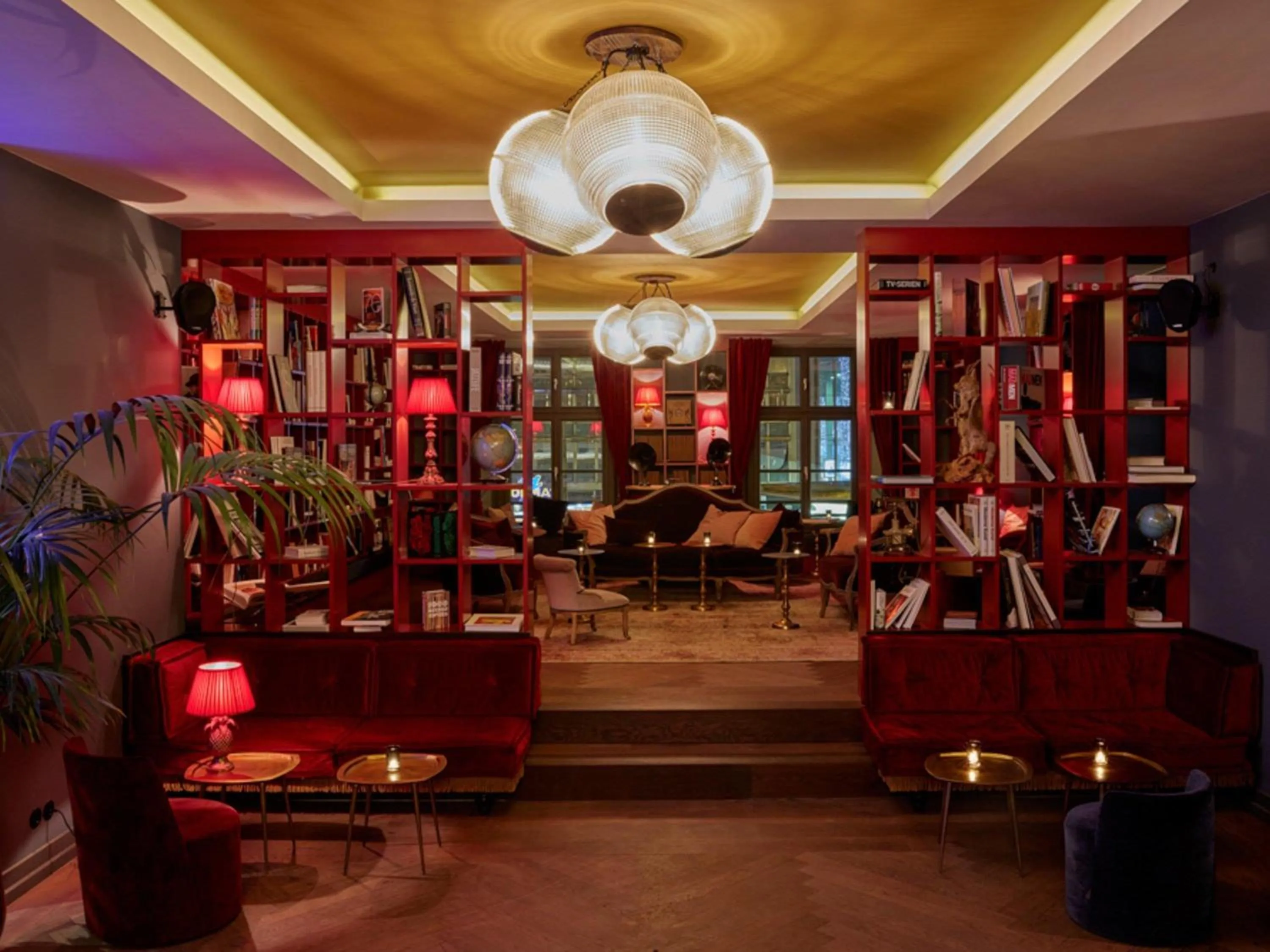 Lounge or bar in 25hours Hotel The Royal Bavarian