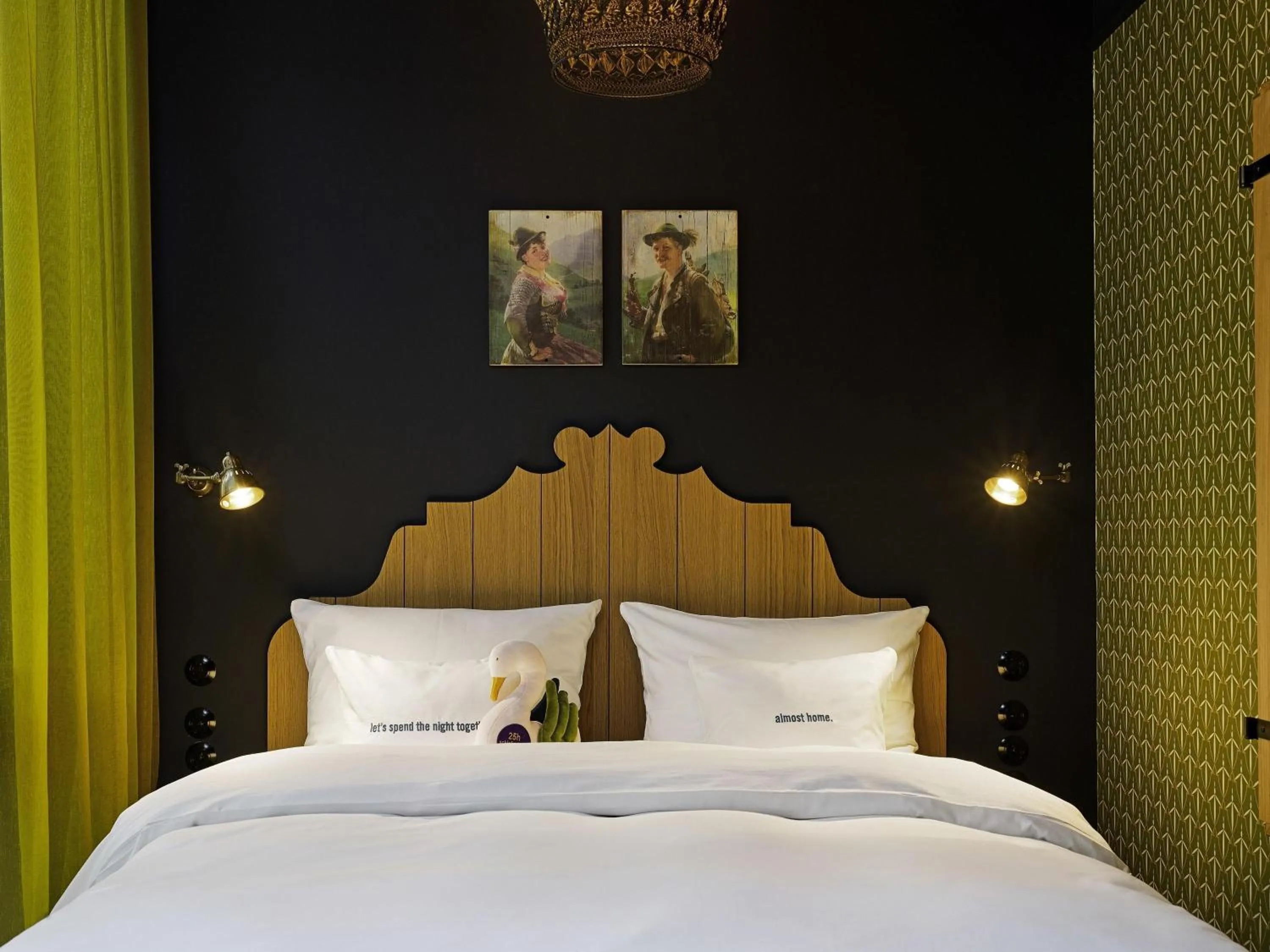 Bedroom, Bed in 25hours Hotel The Royal Bavarian