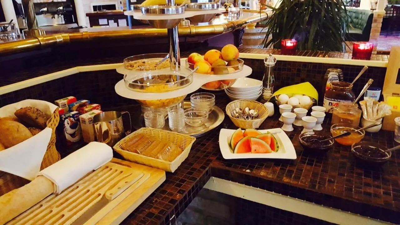 Buffet breakfast in my CITY HOTEL
