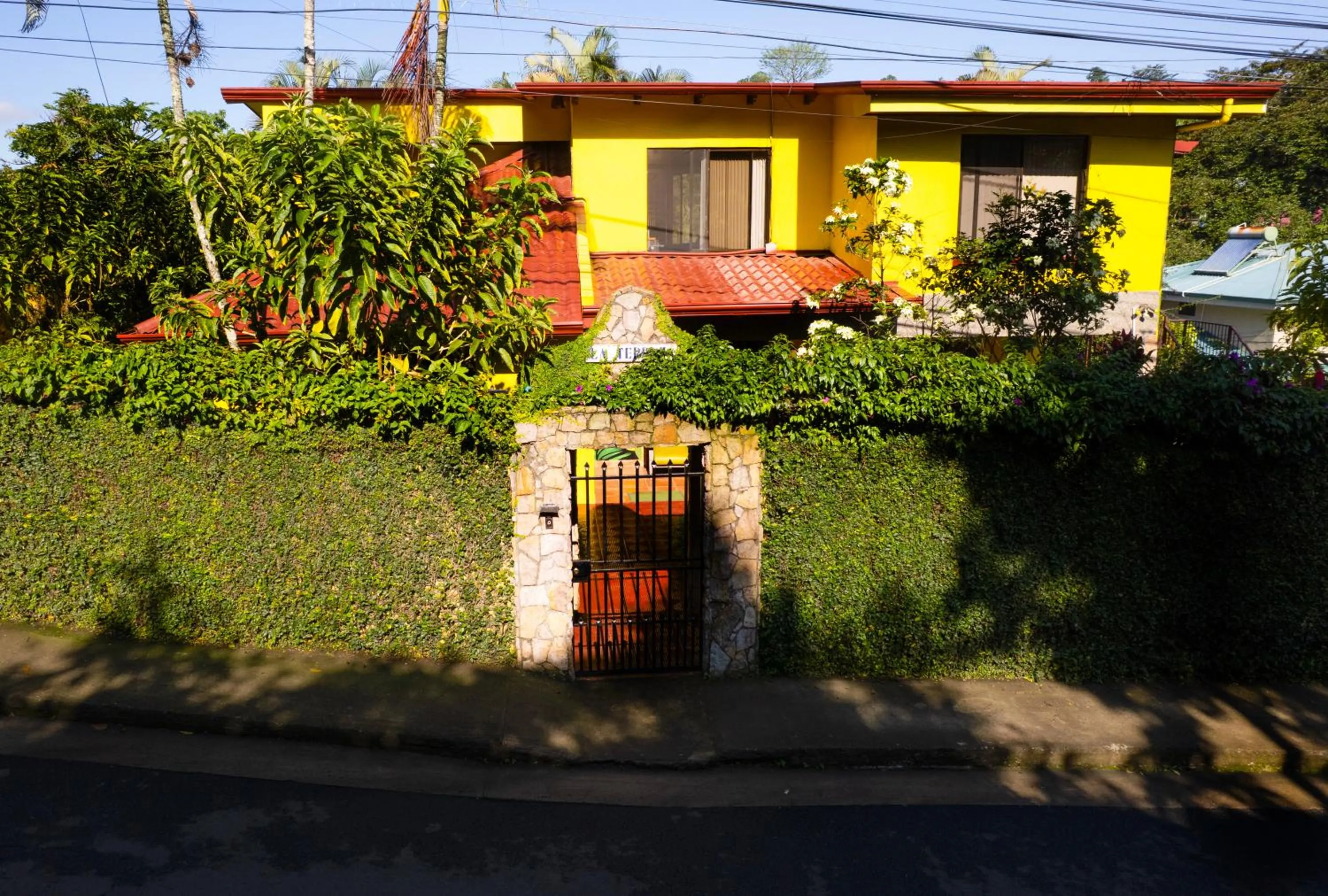 La Terraza Guest House B&B