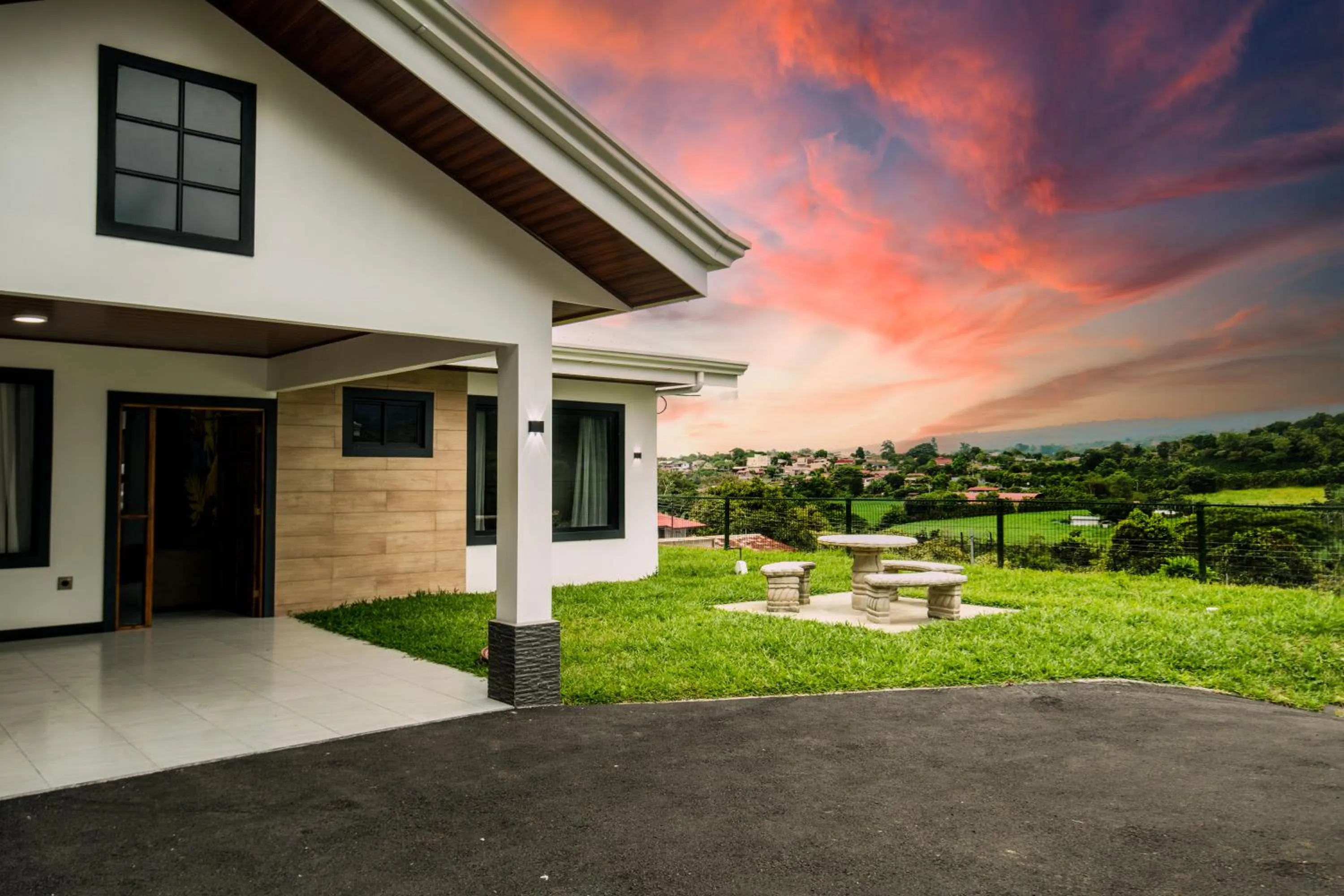 La Terraza Guest House B&B