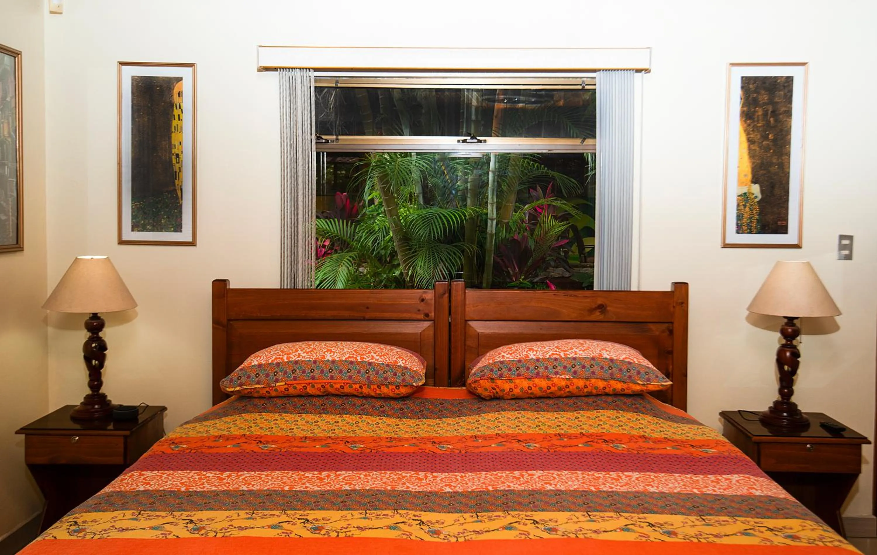 Bed in La Terraza Guest House B&B