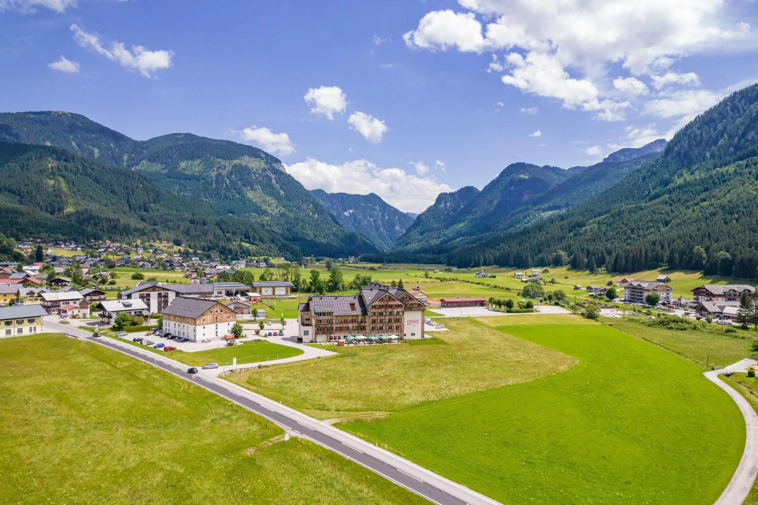 Bird's eye view in COOEE alpin Hotel Dachstein