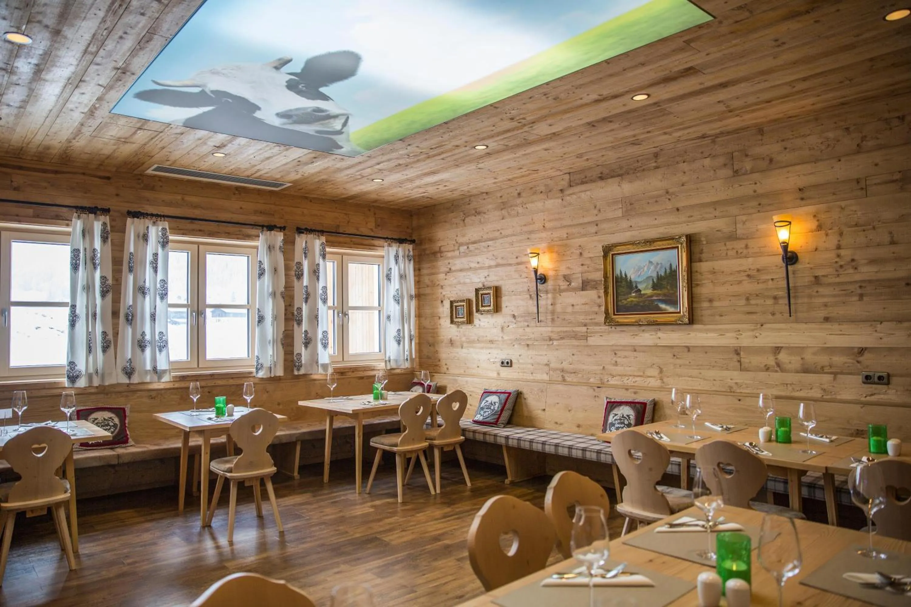 Restaurant/places to eat in COOEE alpin Hotel Dachstein