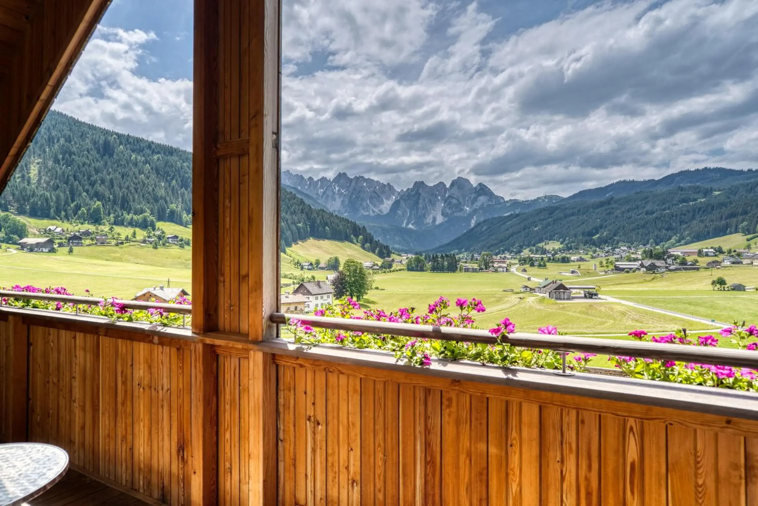 Apartment with Balcony in COOEE alpin Hotel Dachstein Apartment with Balcony in COOEE alpin Hotel Dachstein
