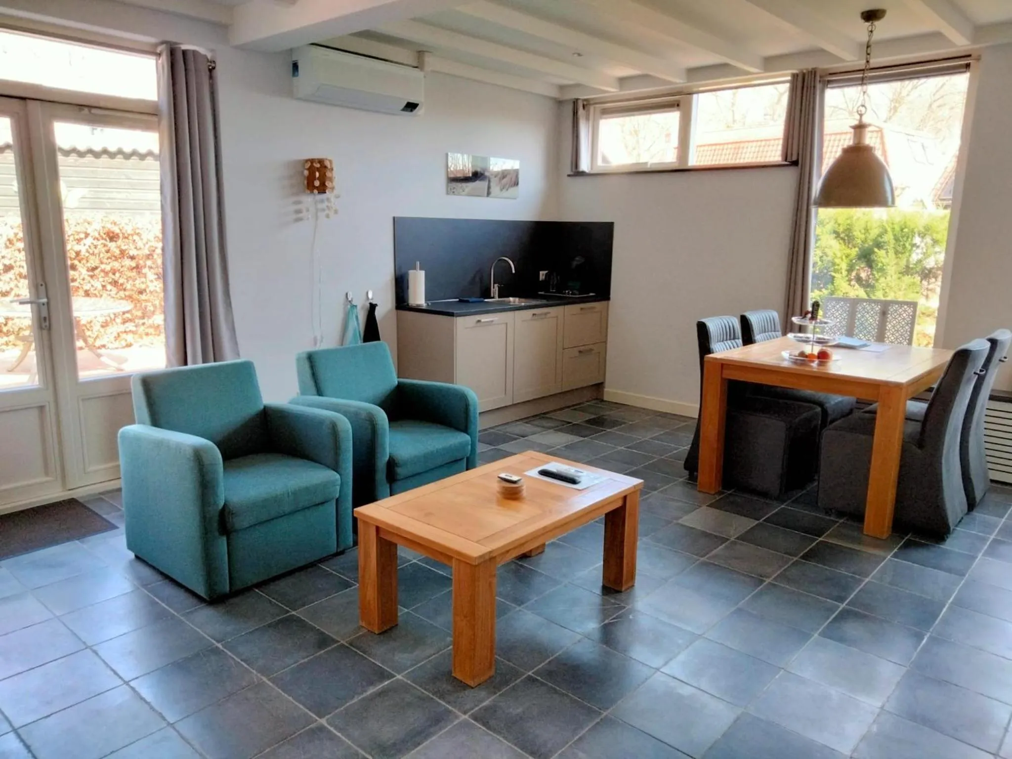 Kitchen or kitchenette in B&B Veers Buuten