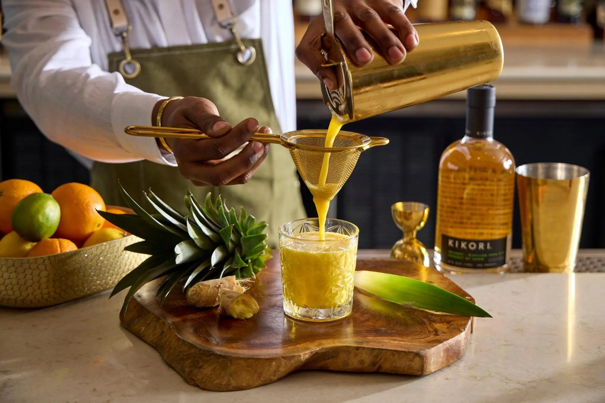 Restaurant/places to eat in Viceroy Chicago