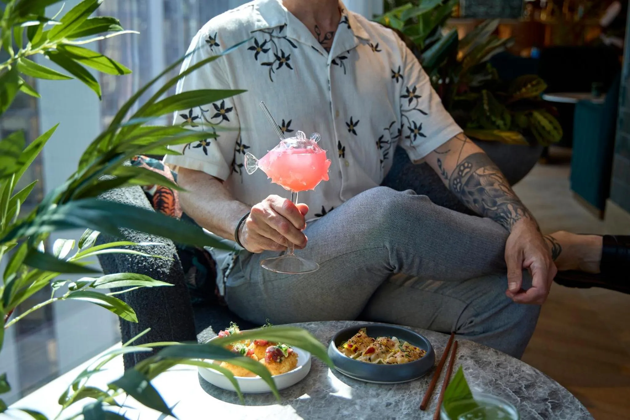 Restaurant/places to eat in Viceroy Chicago