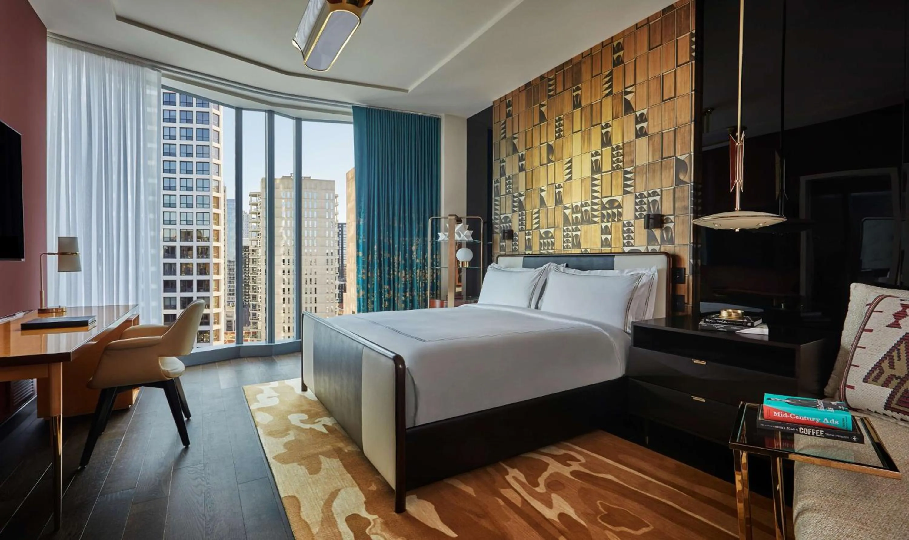 Photo of the whole room, Bed in Viceroy Chicago
