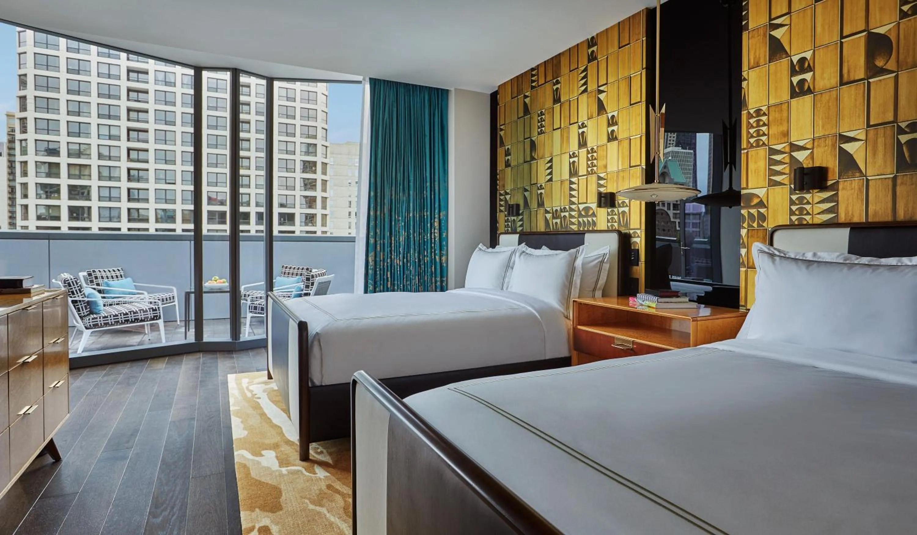 Bed in Viceroy Chicago