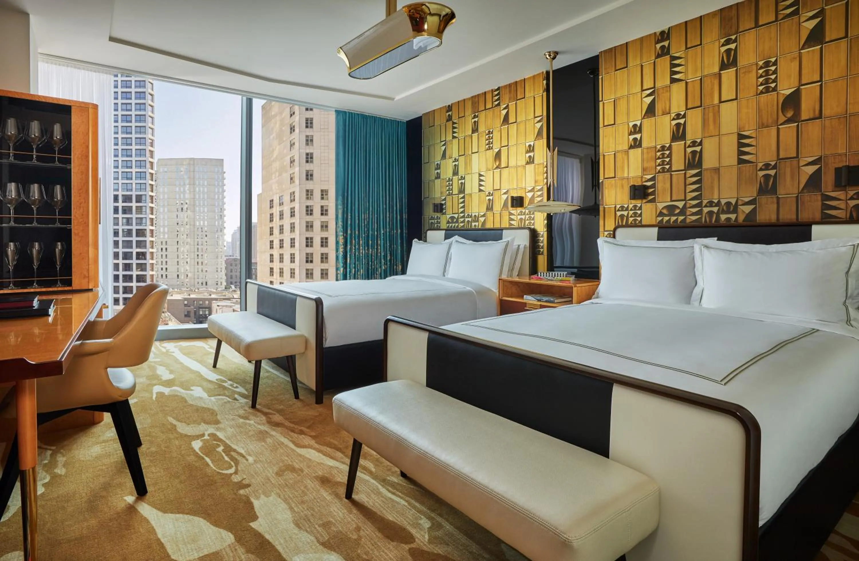 Bed in Viceroy Chicago