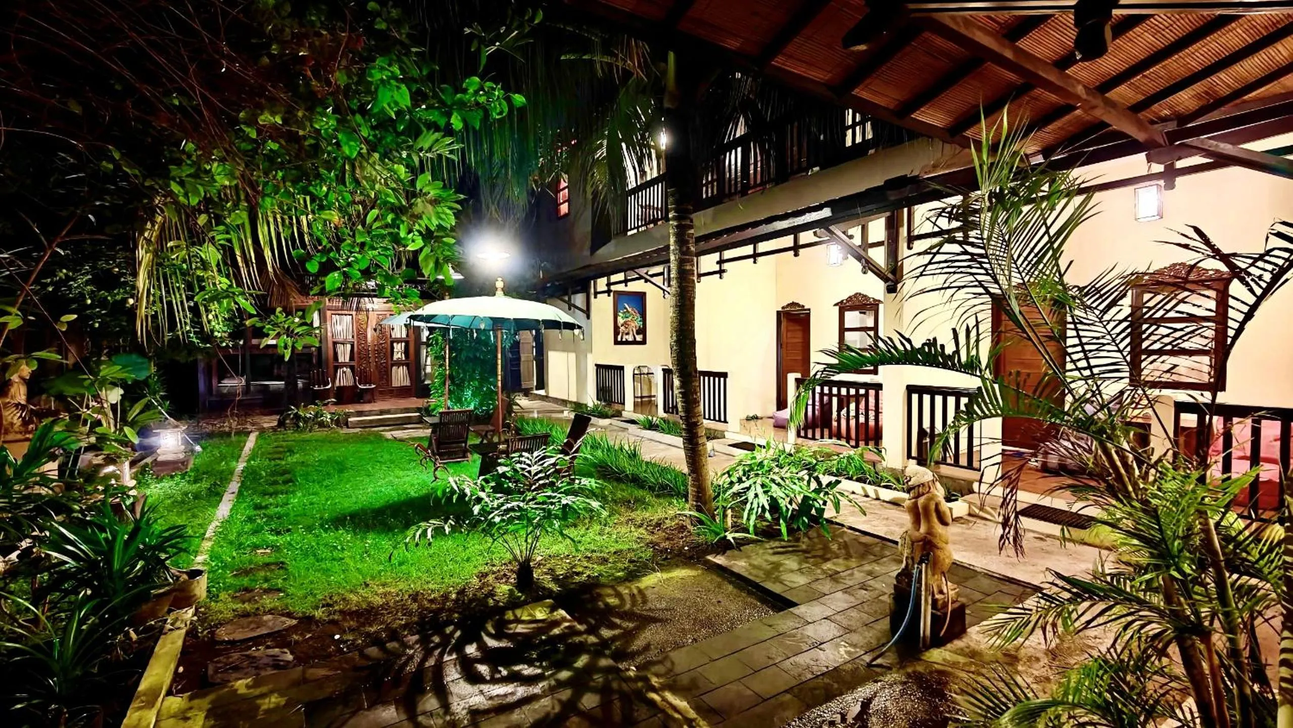 Night in Gili Buana Hostel & Backpackers Gili Air