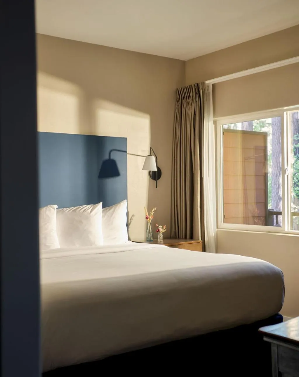 Bed in Black Bear Lodge