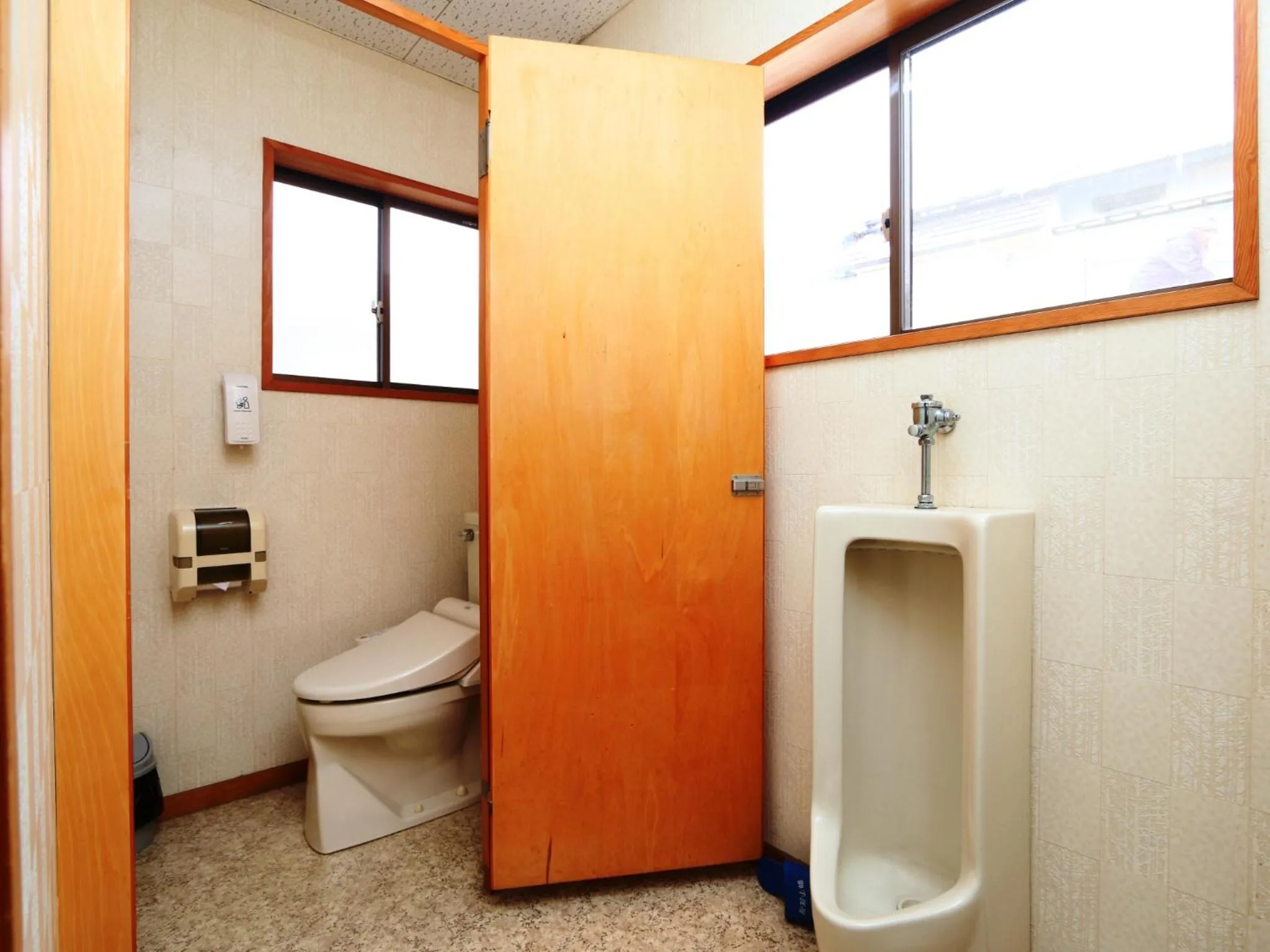 Area and facilities in Minshuku Kojima